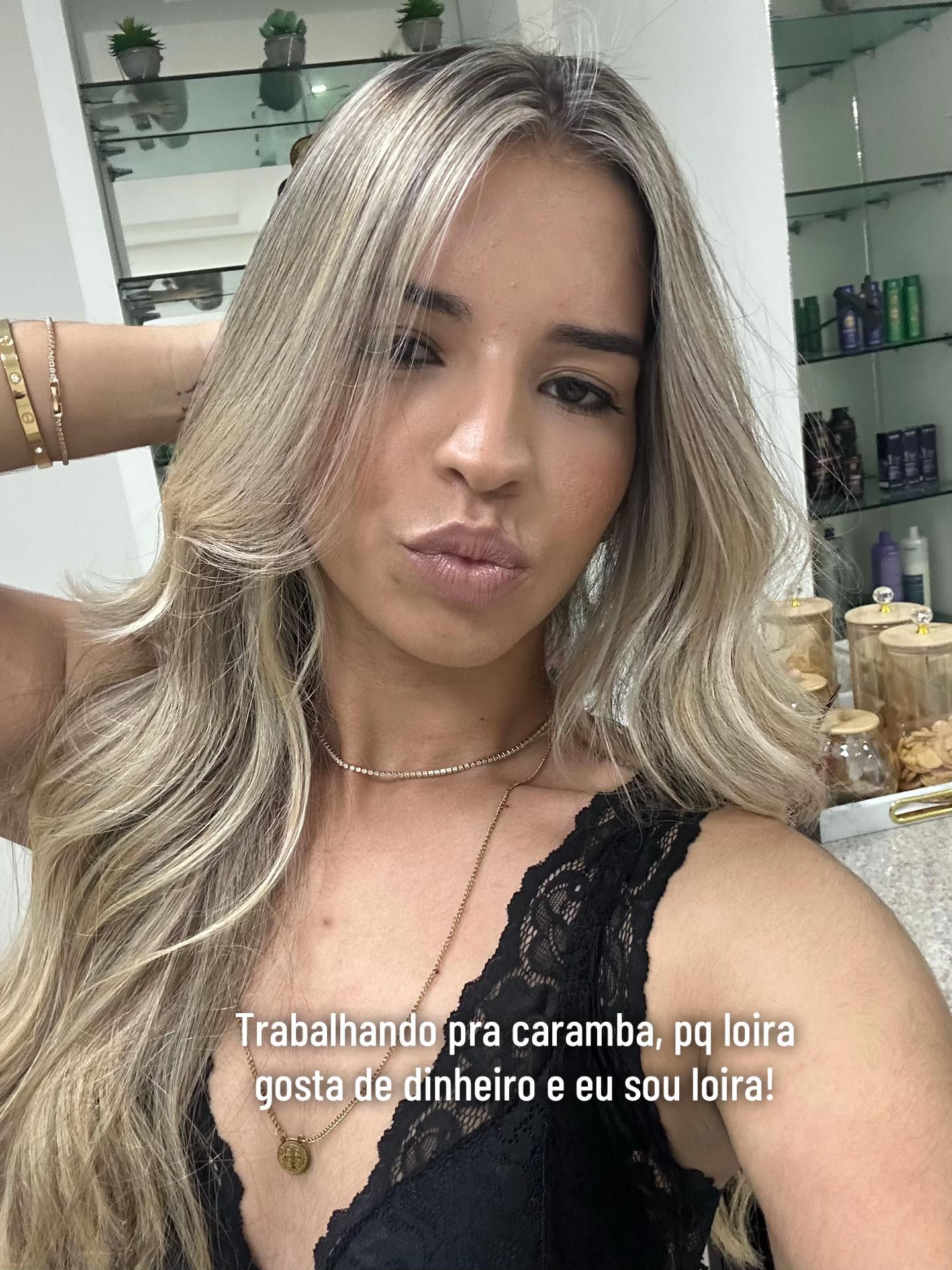 @Paula Maria