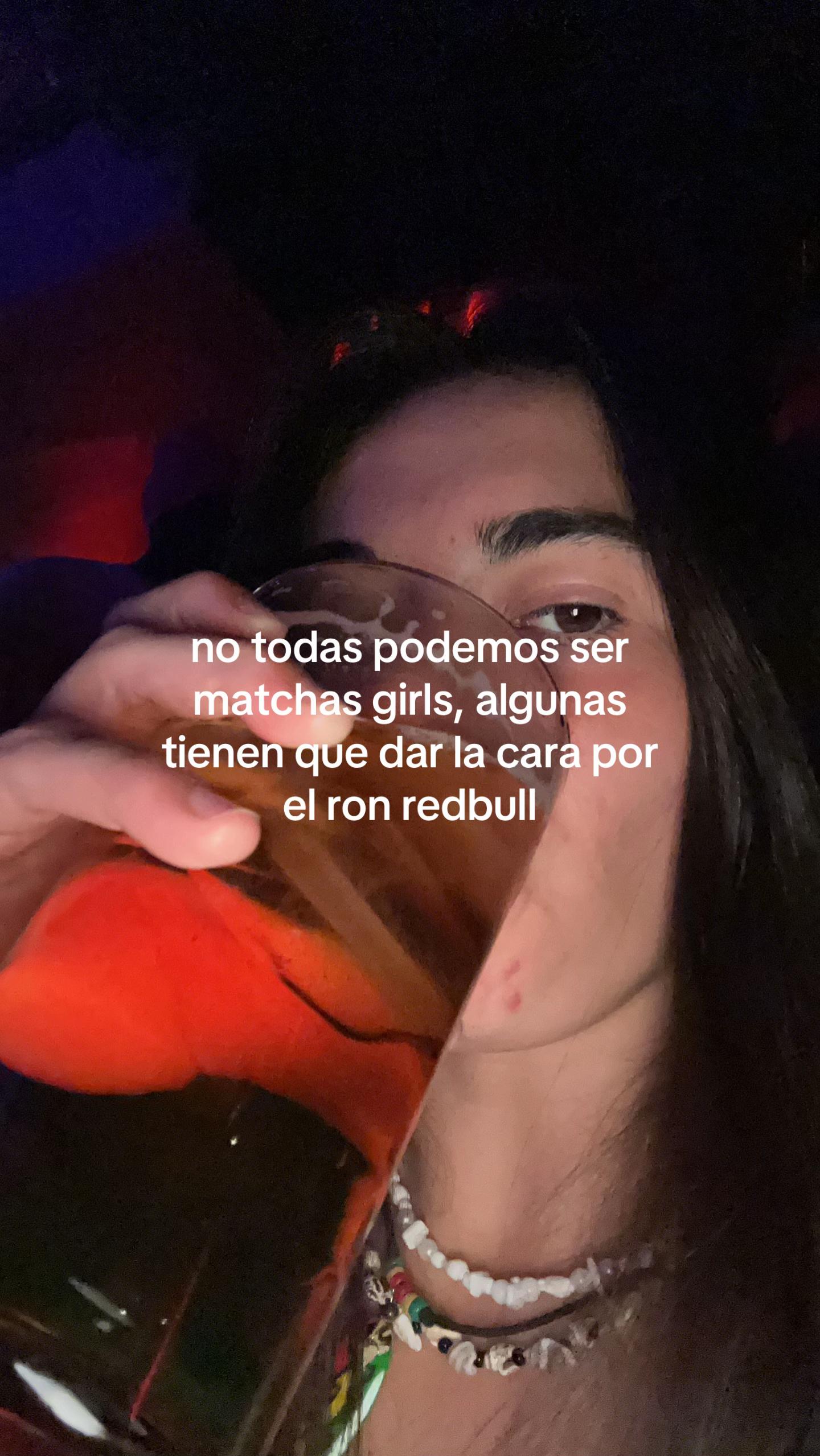 @lola