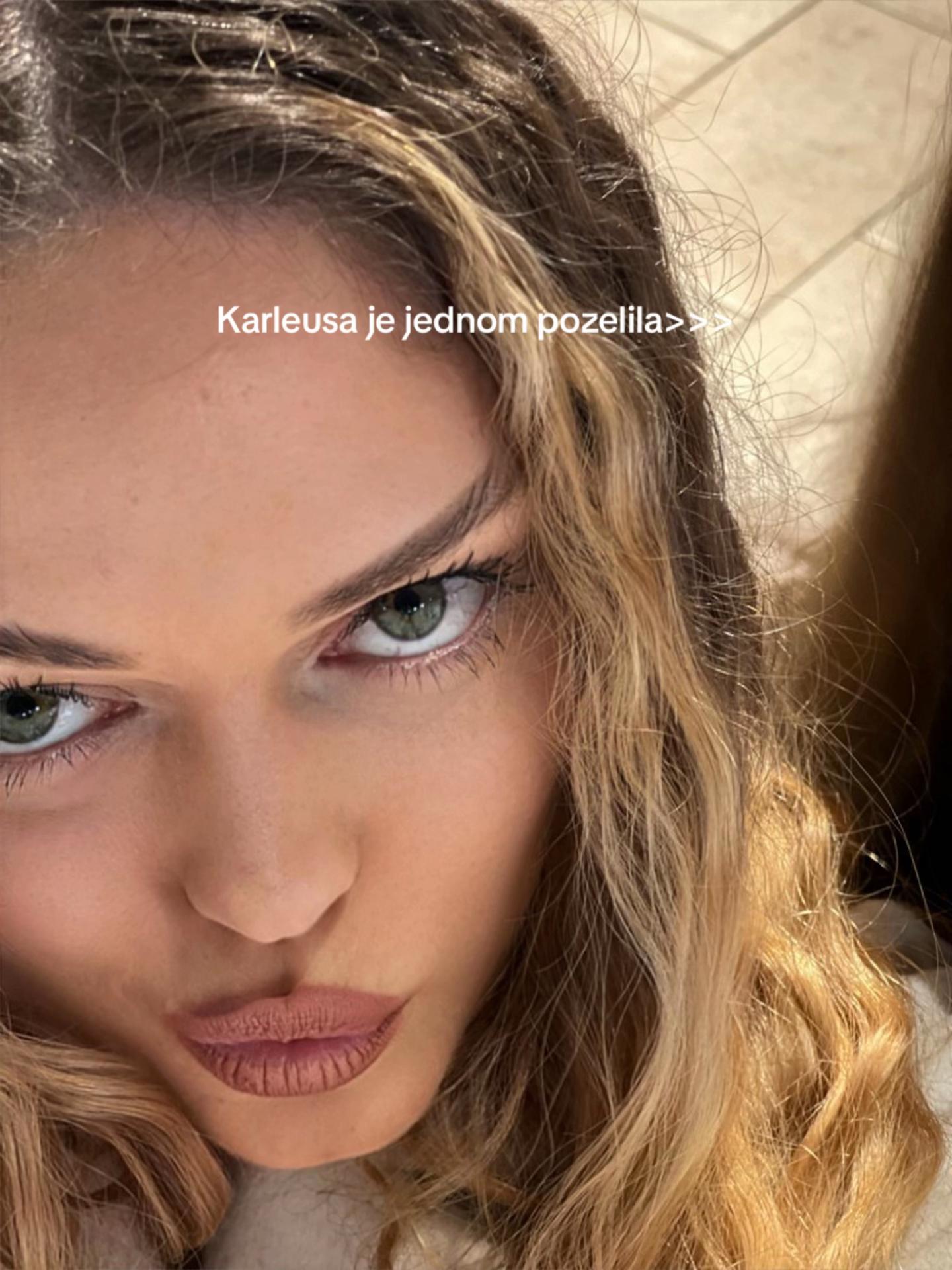 @Adriana
