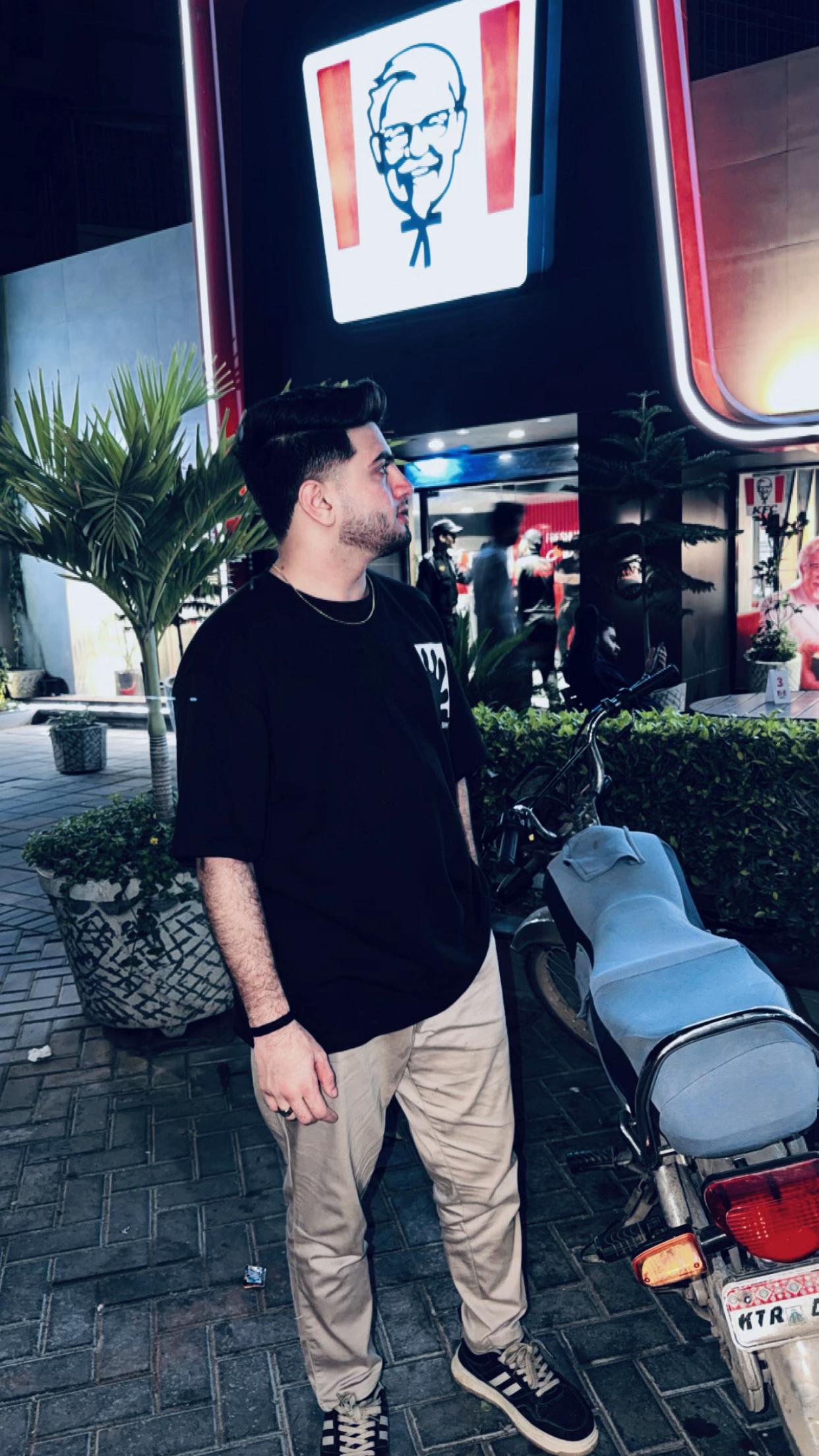 @بابا (25)!👑