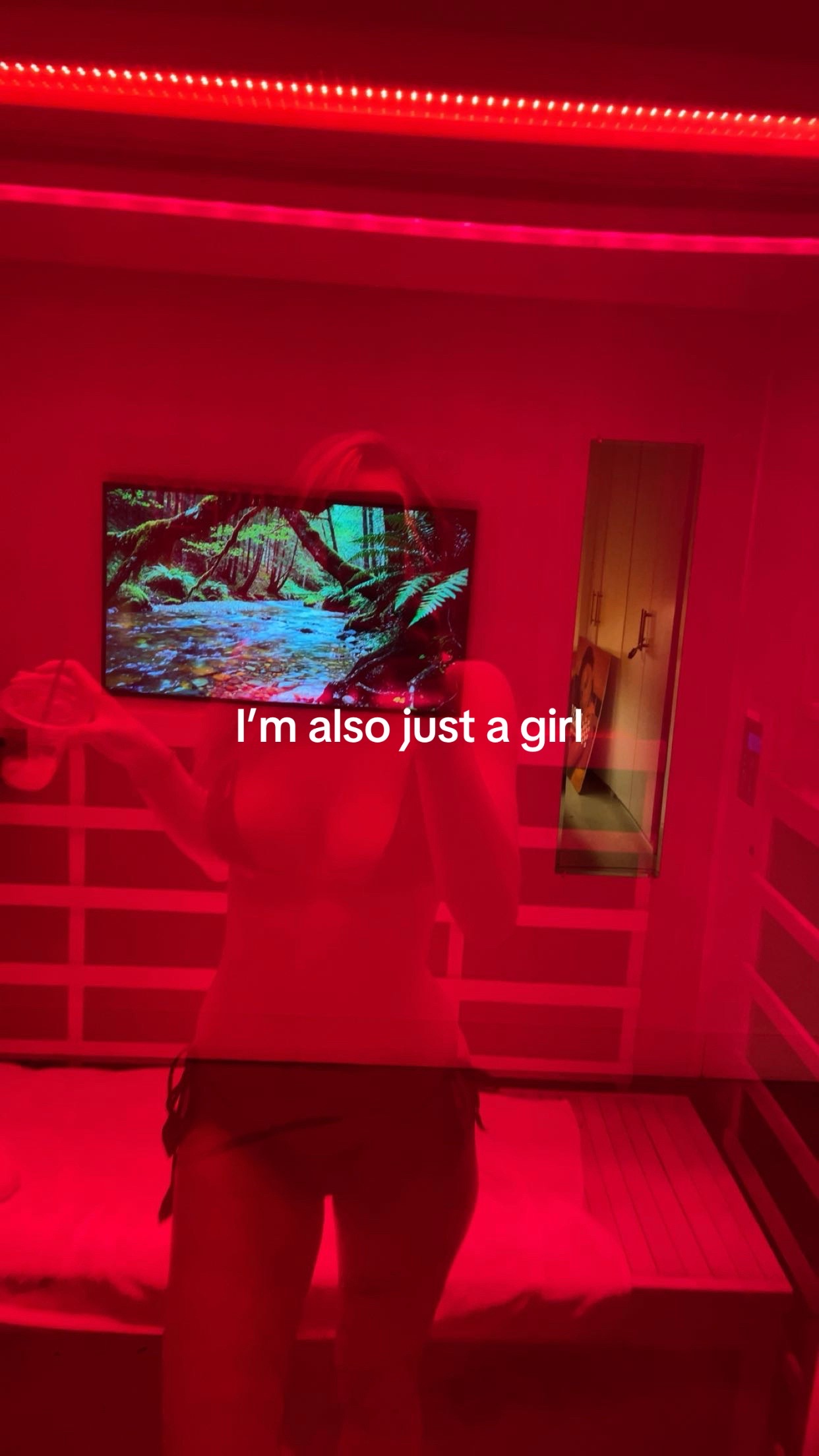 @CocoReisman