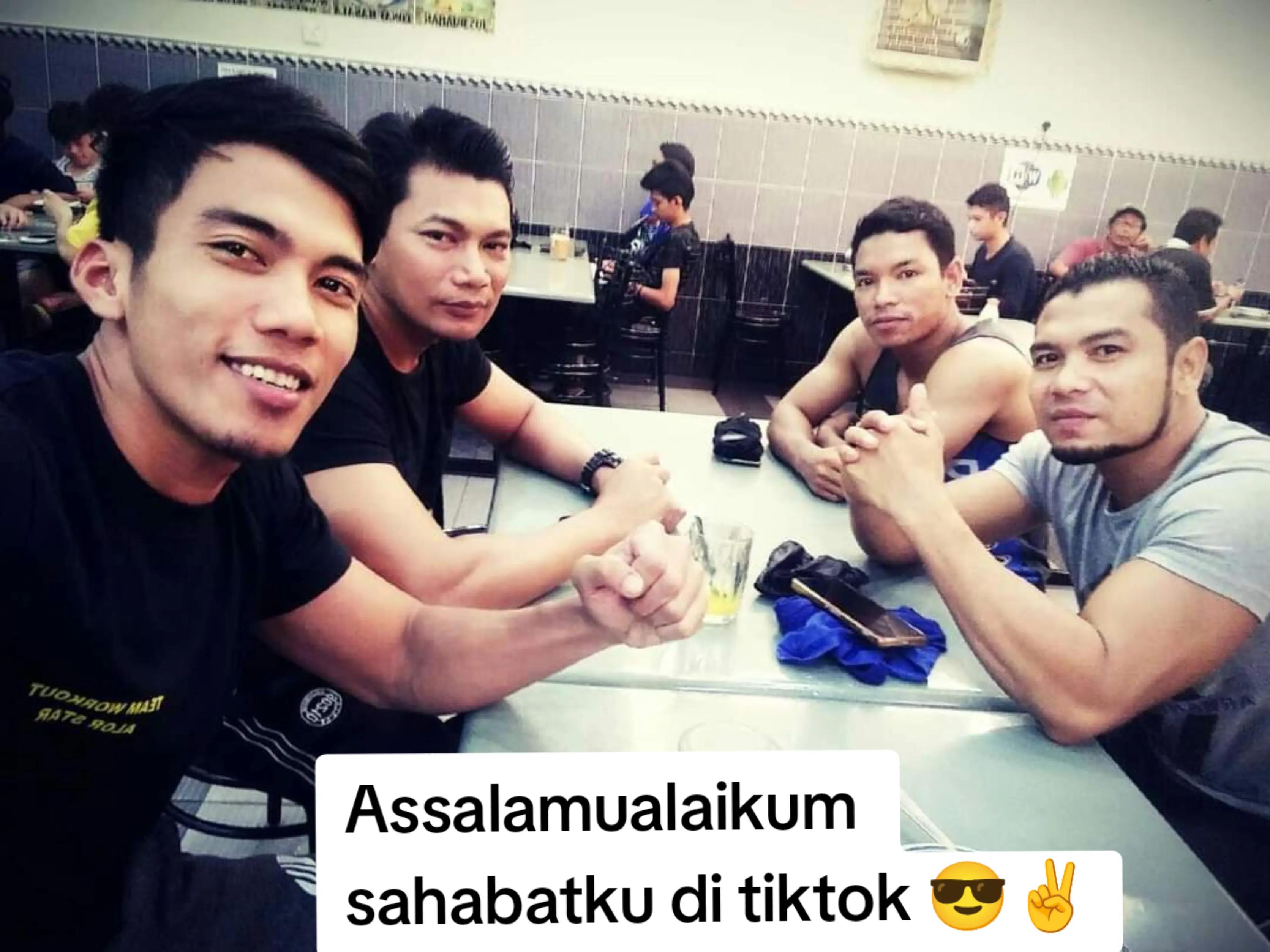 @azwari85