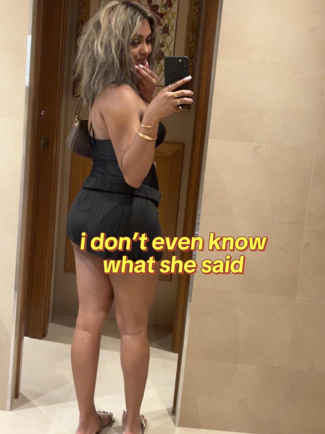 @anayrb 🐊