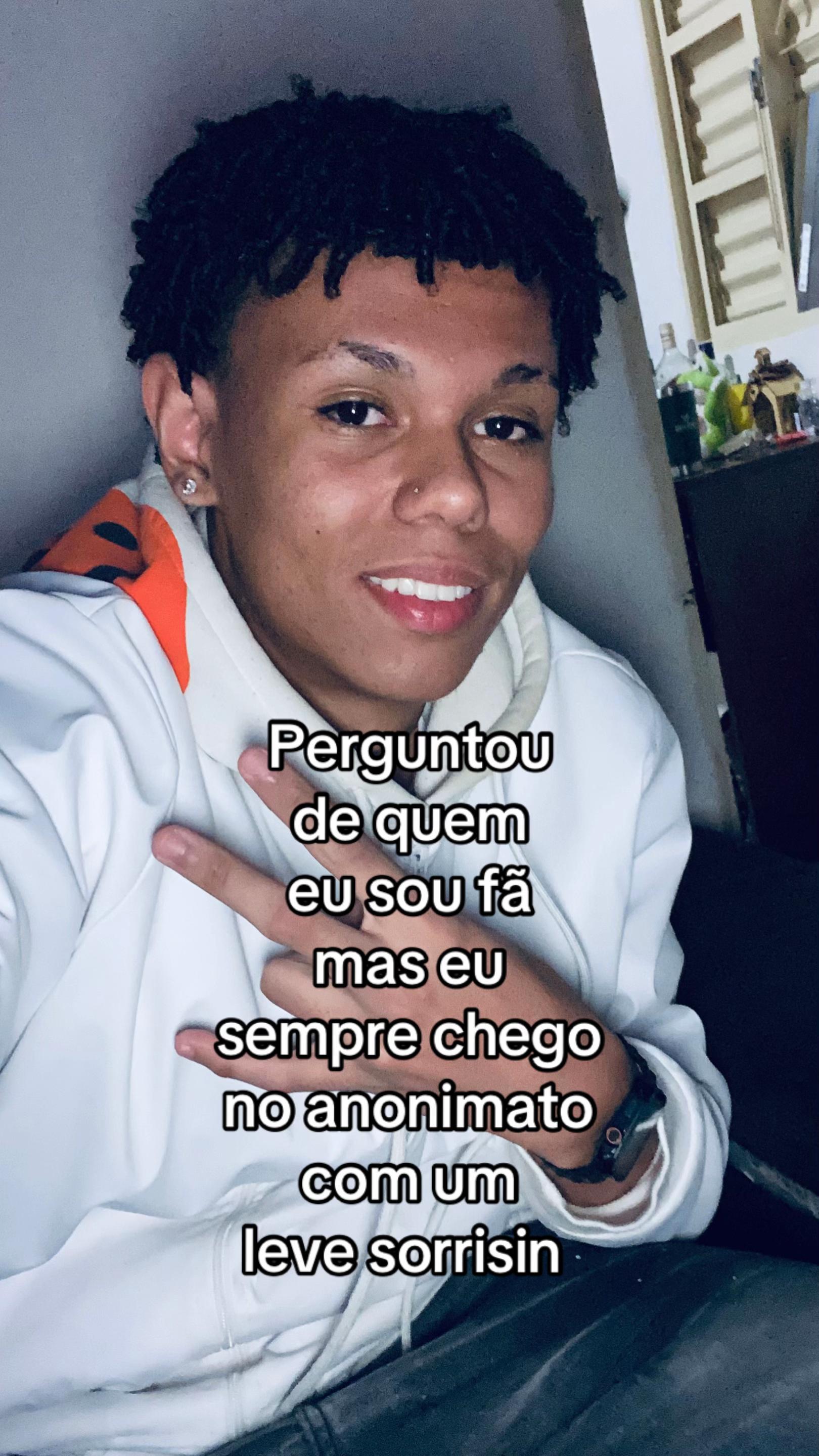 @🏄🏻♂️