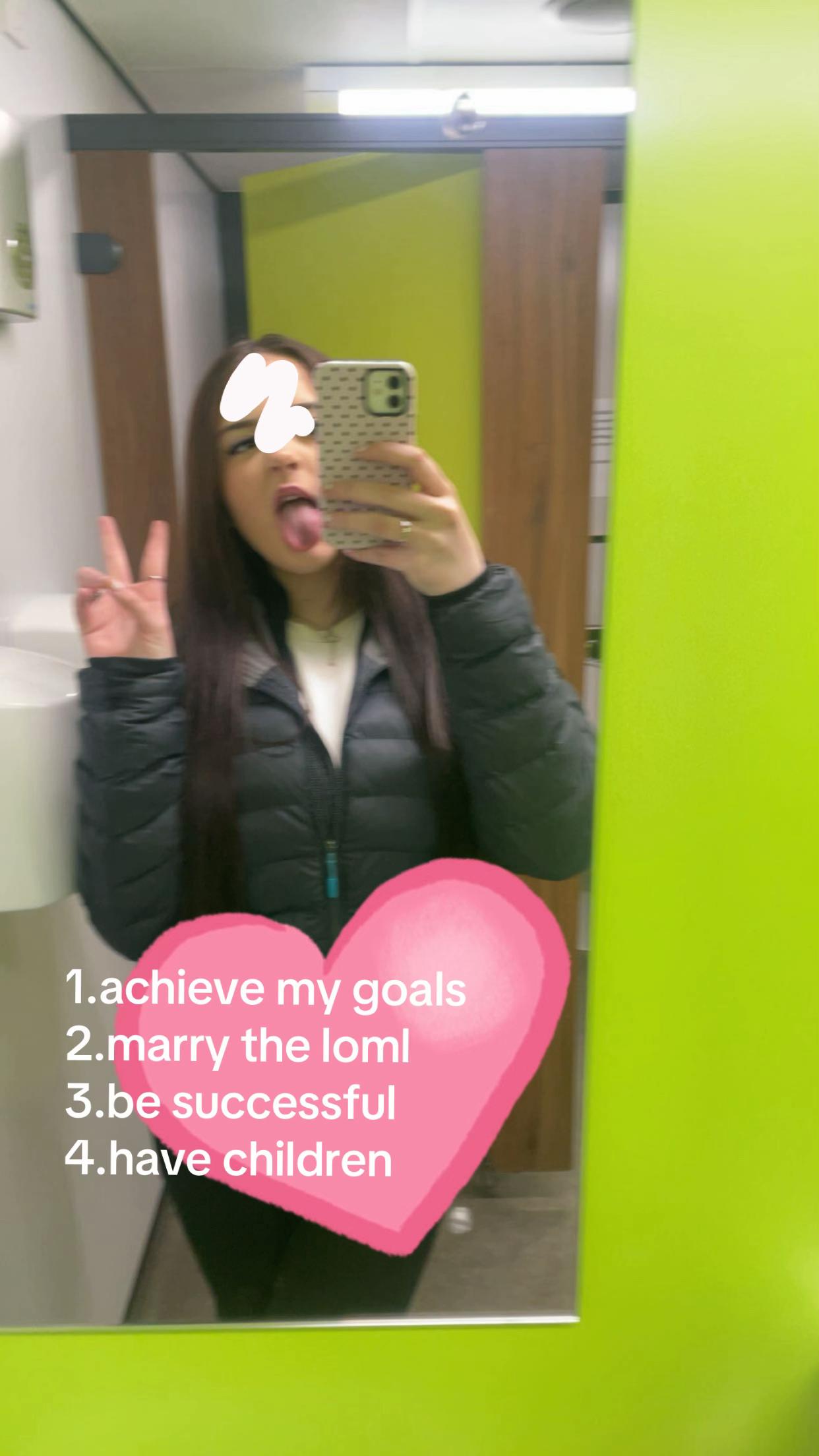 @lilysecretacc