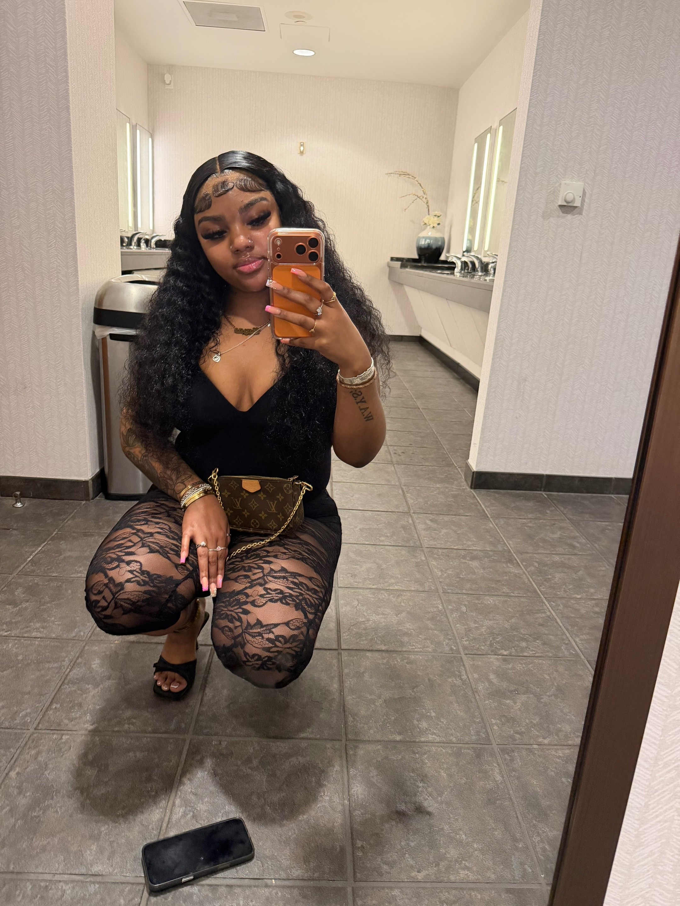 @💋