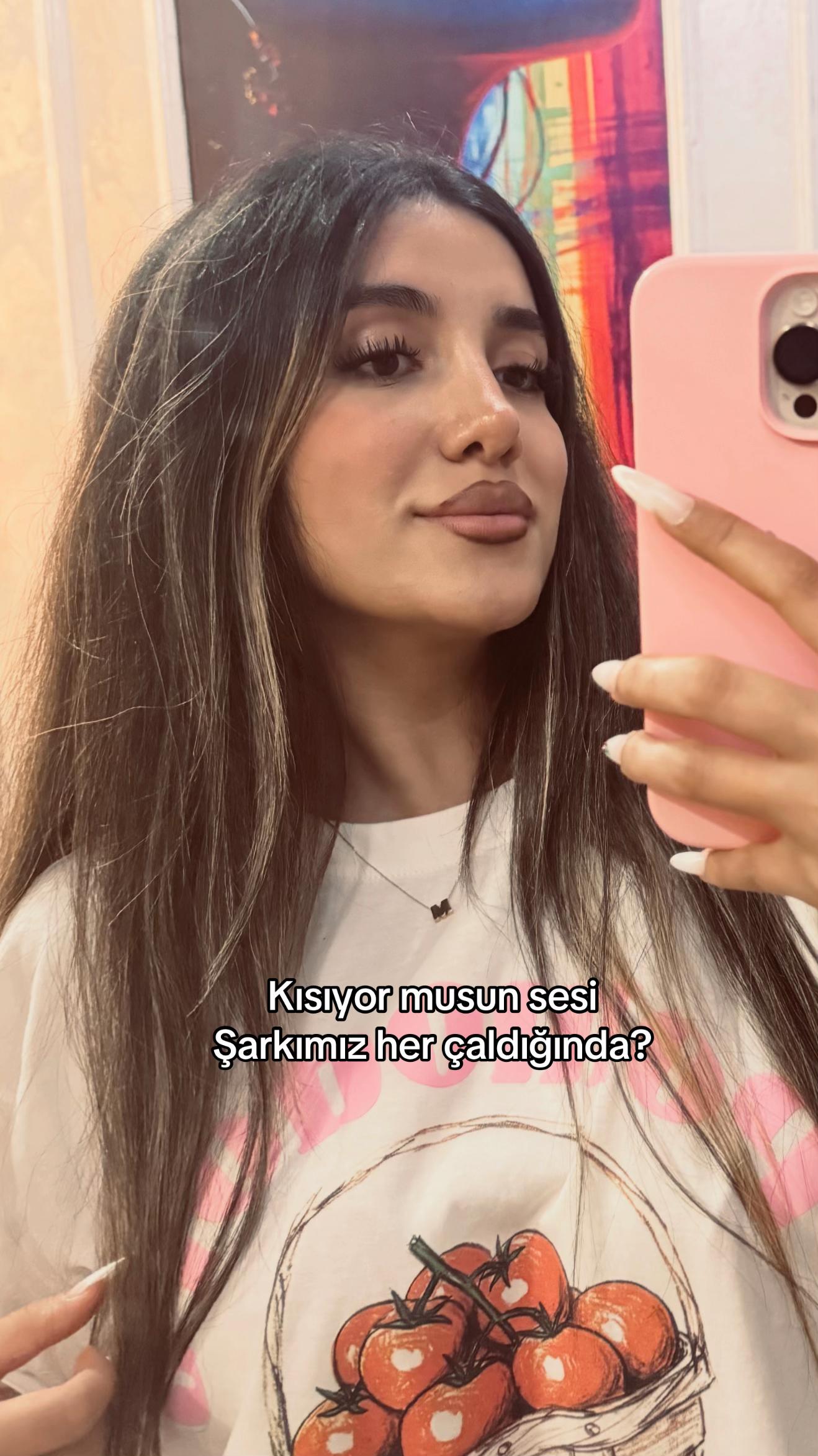 @𝓜. 𝓔