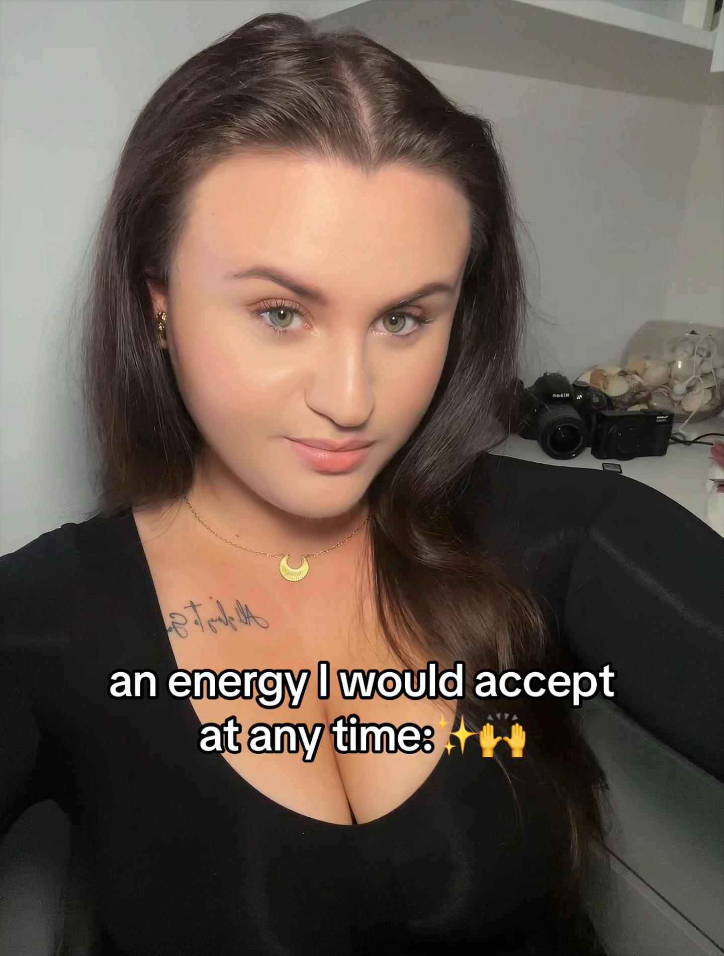 @Letizia Jolie🌹🦋