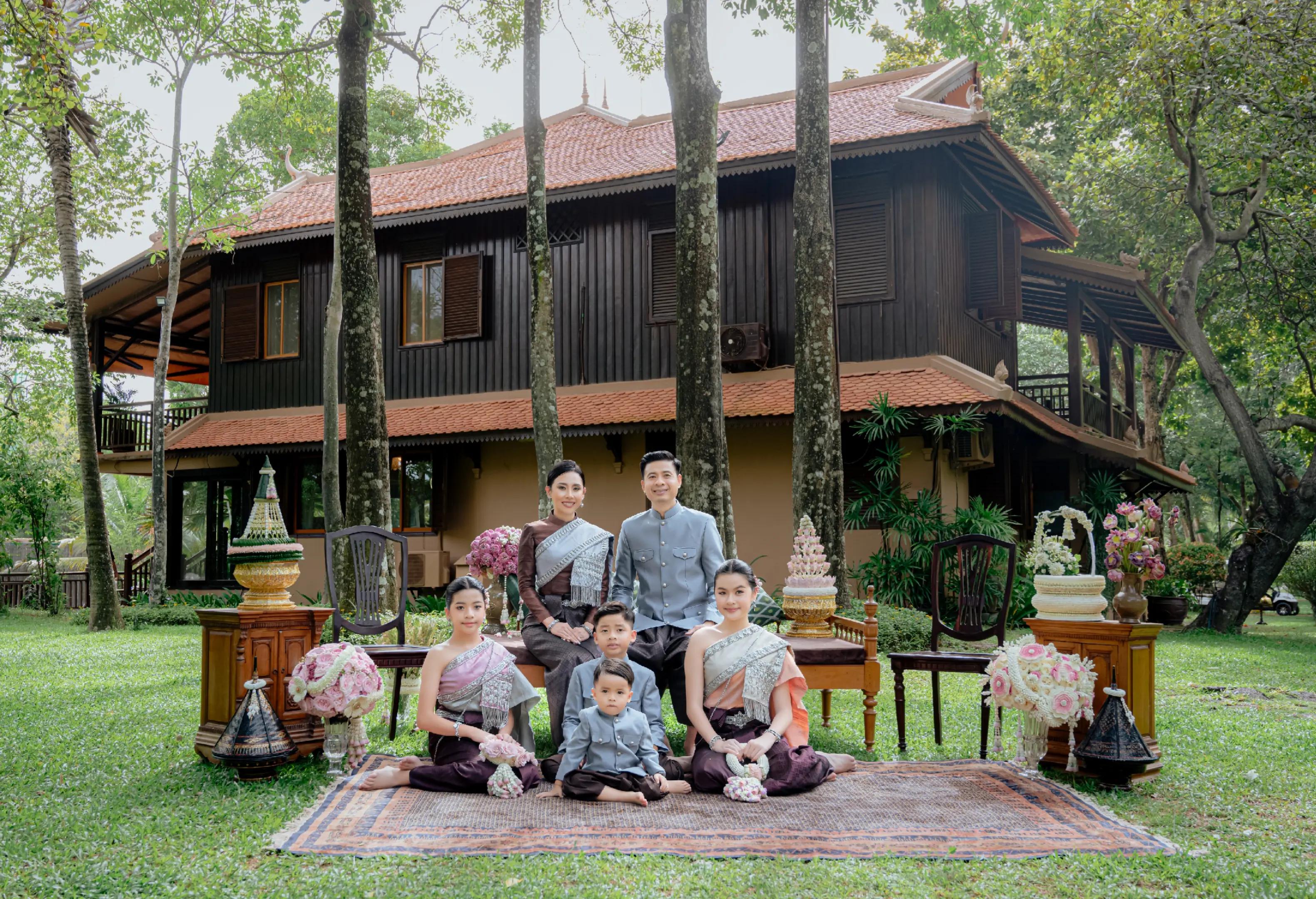 @Houn Sreylin - ហូន ស្រីលីន