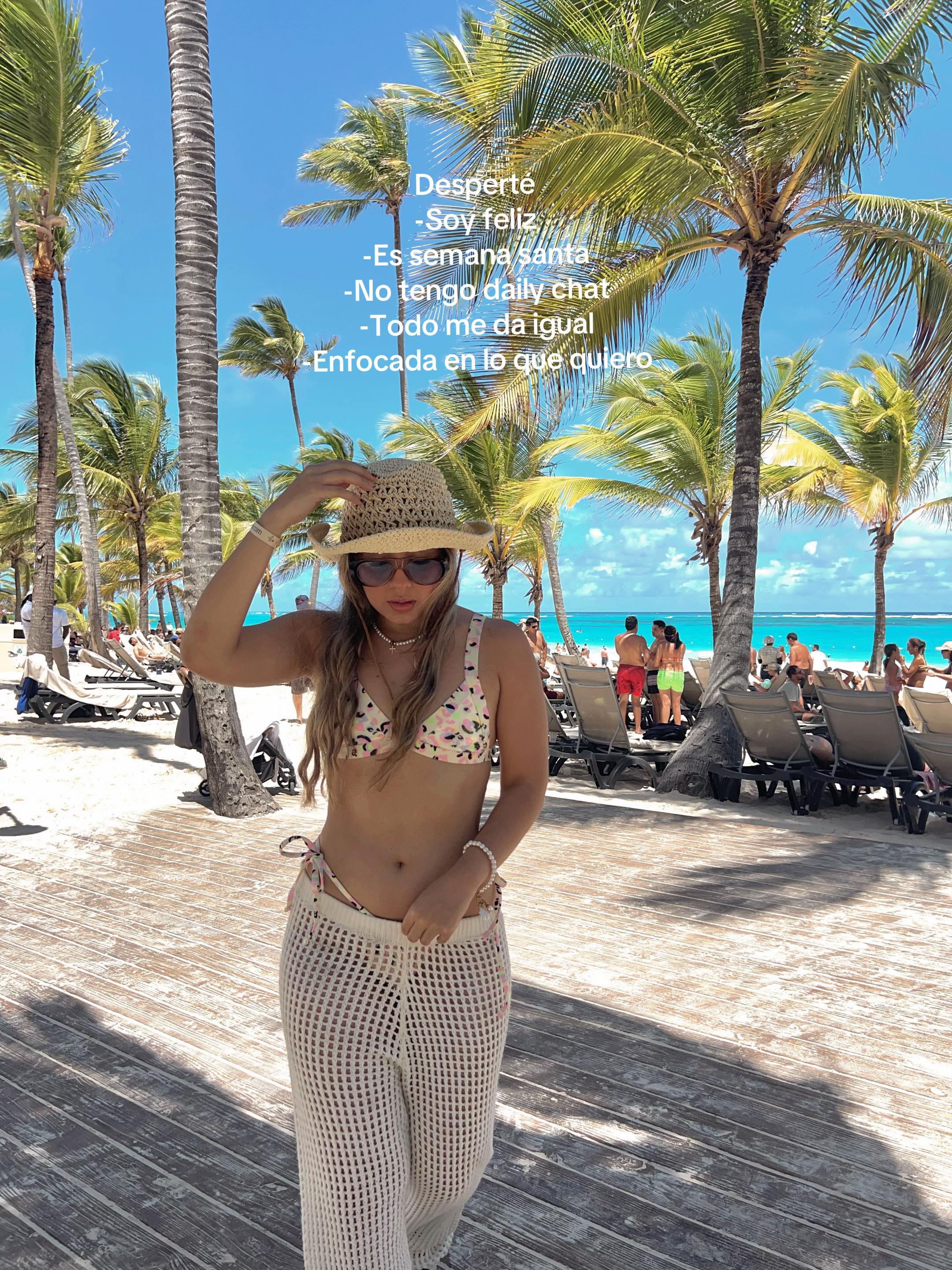 @Daniela⭐️