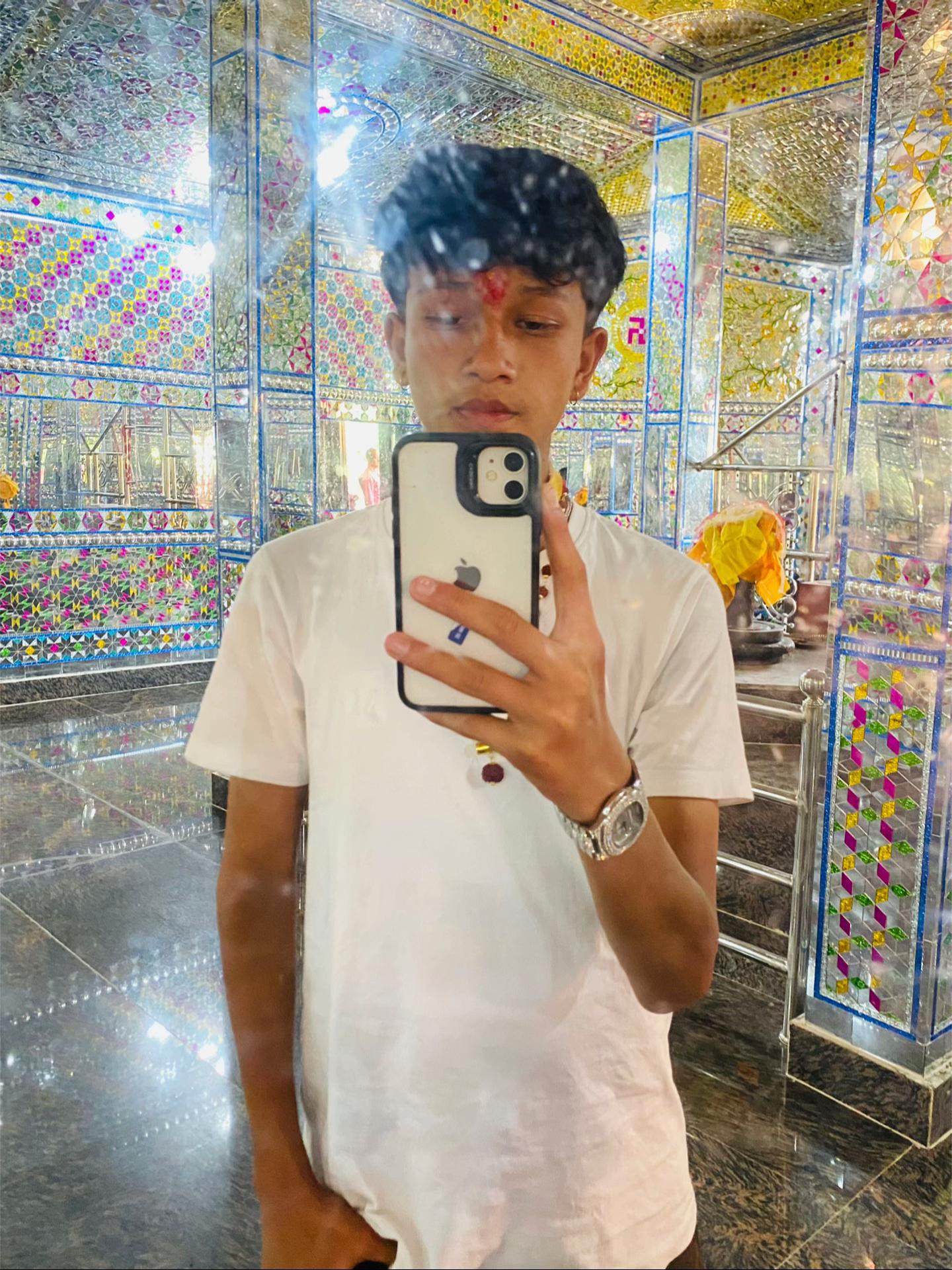@NischalRoka🩵