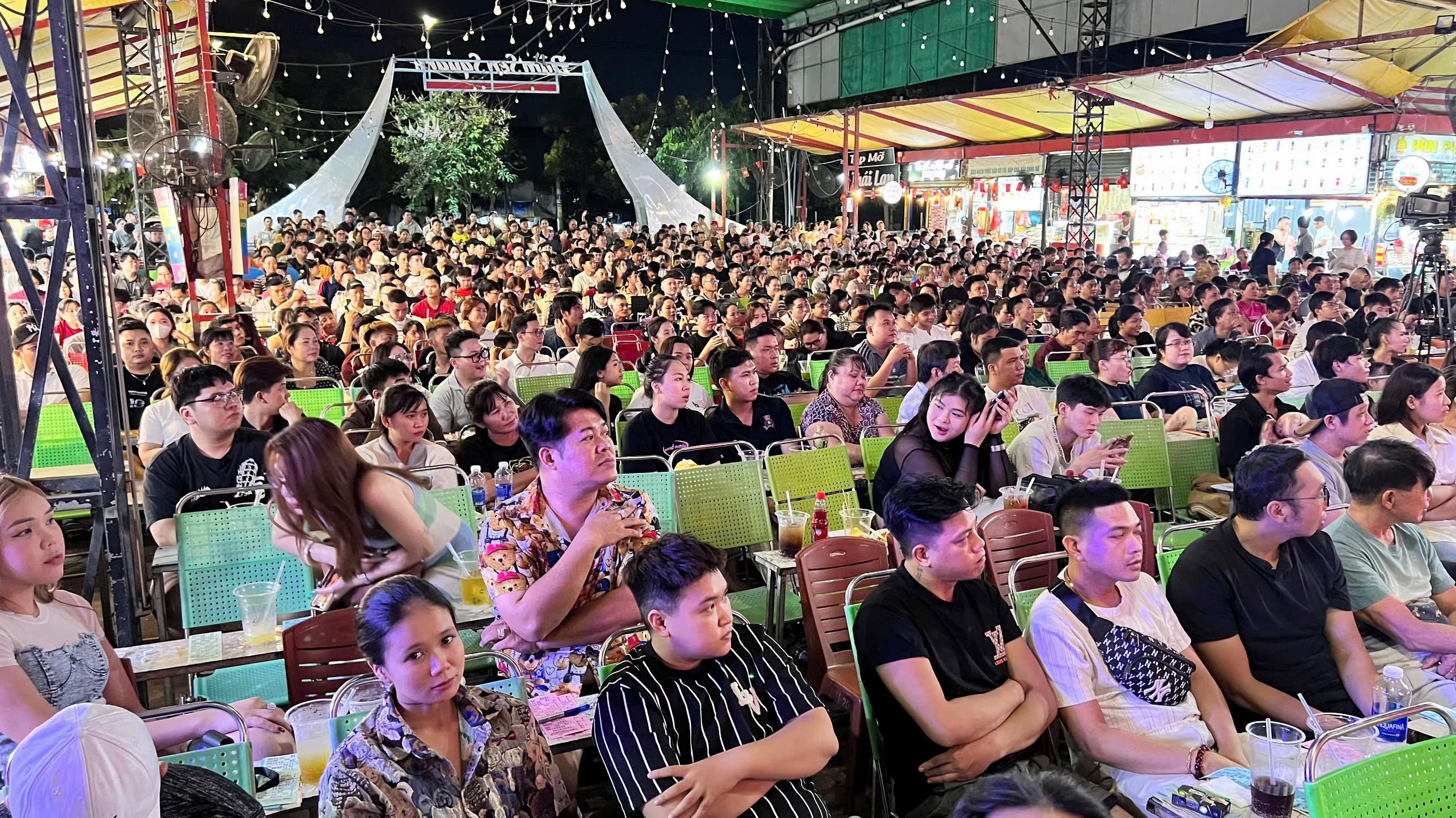 @HÓNG HỚT LÔ TÔ🎭