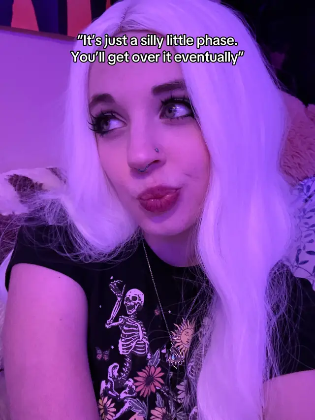 @kat ⟭⟬ 𖤓˚࿔
