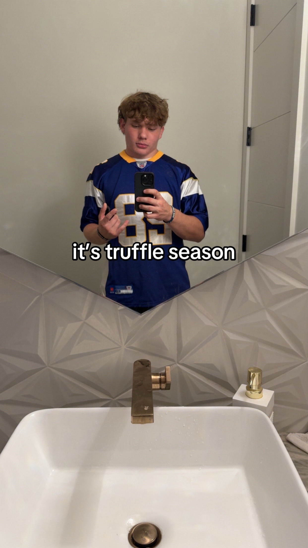 @JustThatC5