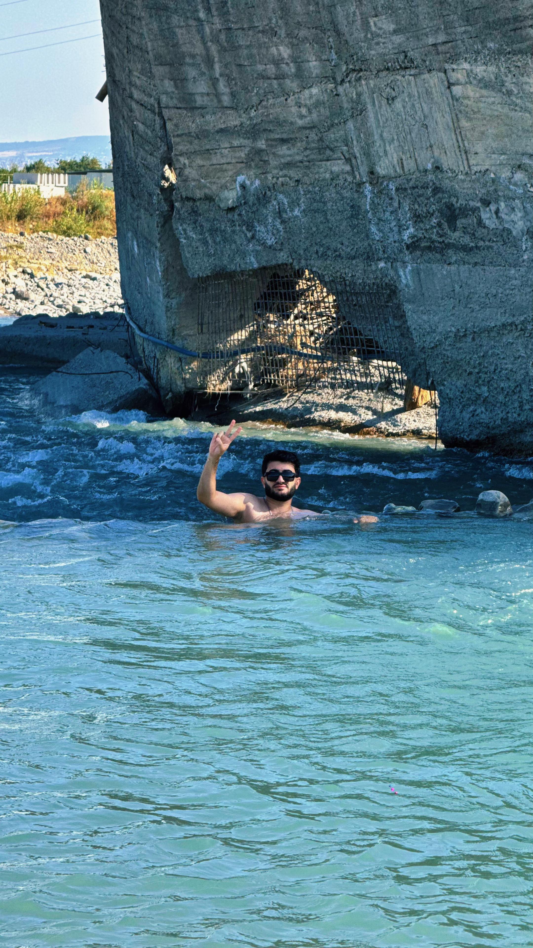 @Ayxan Nəbizadə