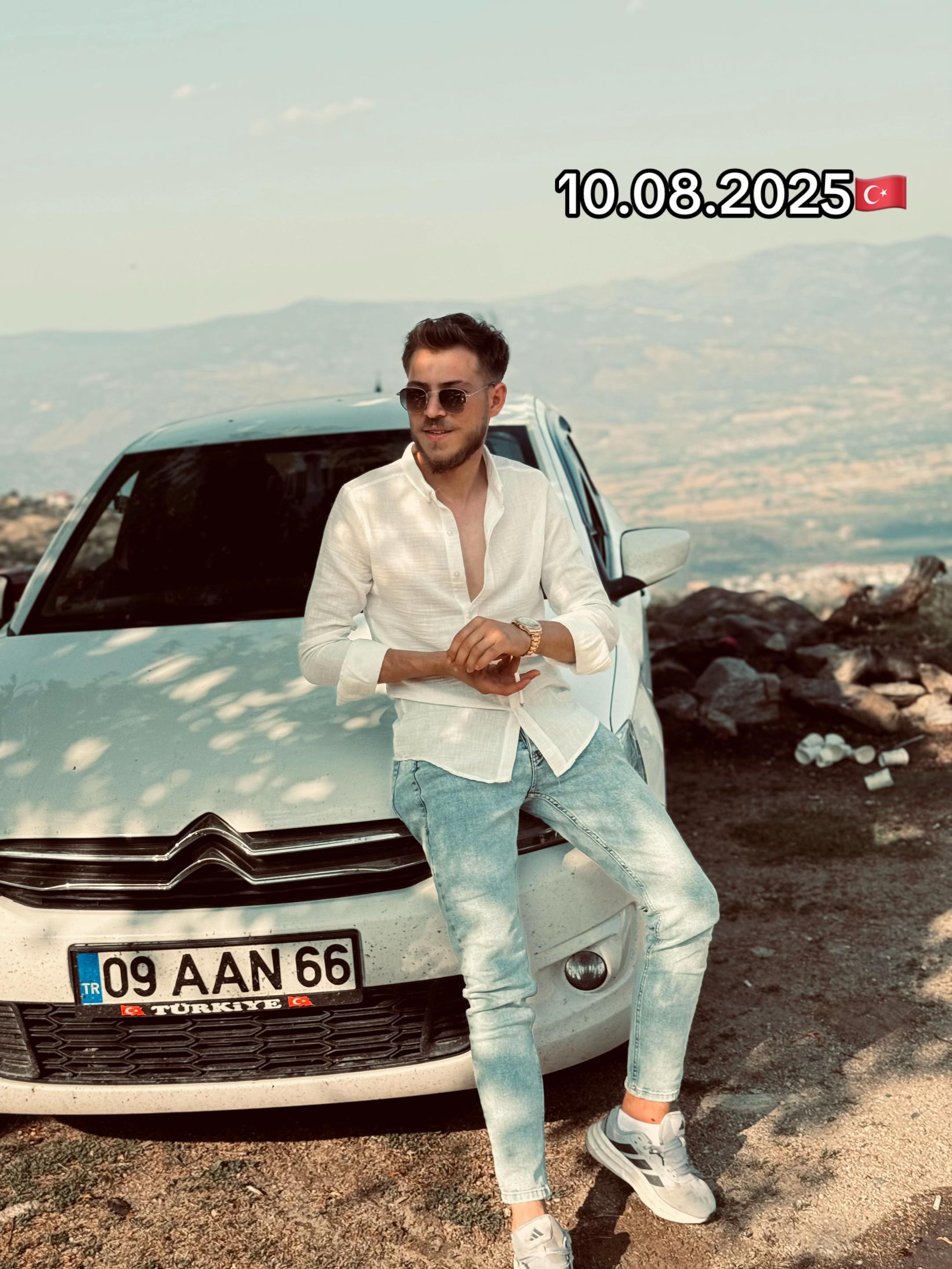@Turgay Uşan