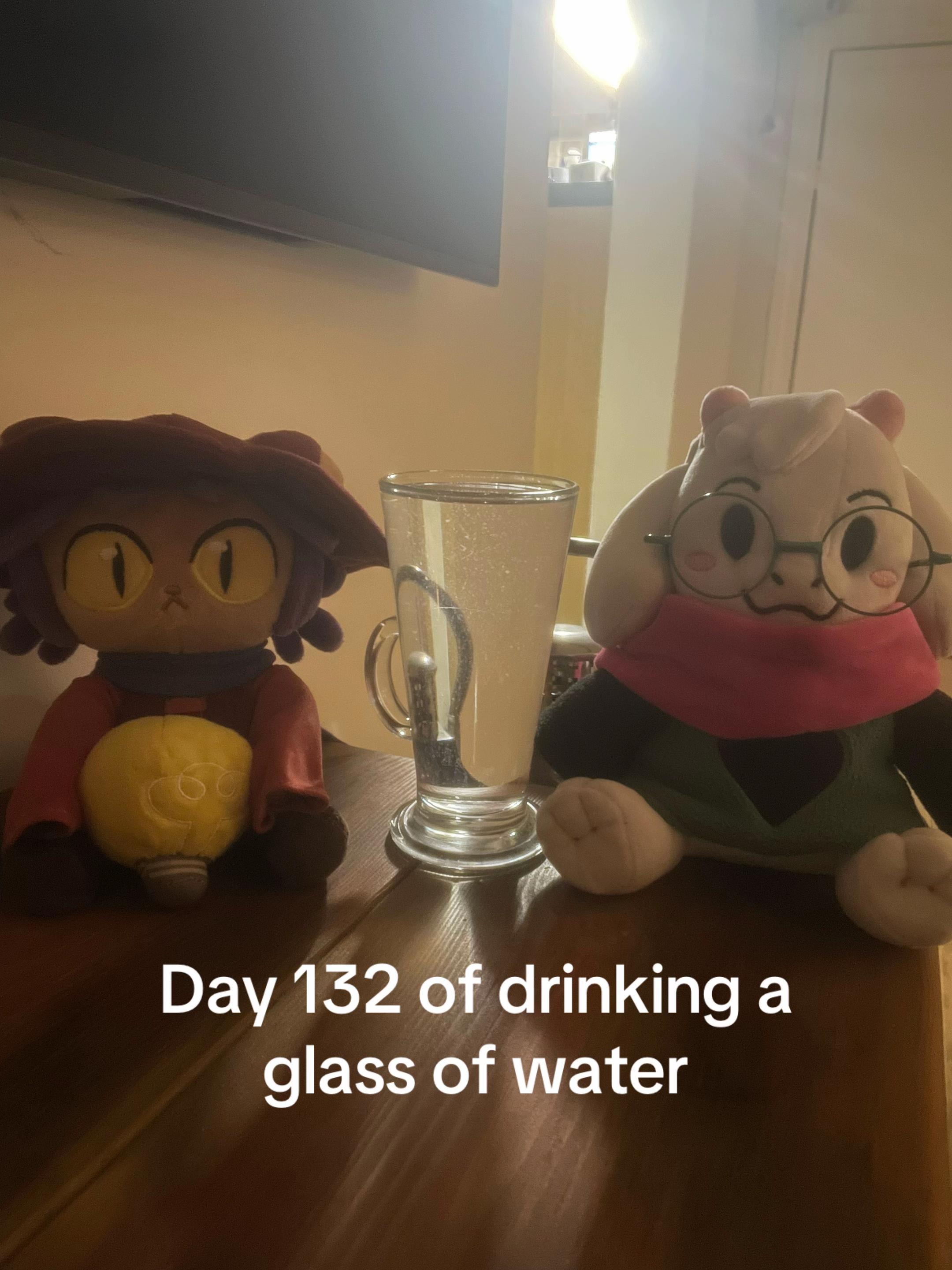 @Emongsnas