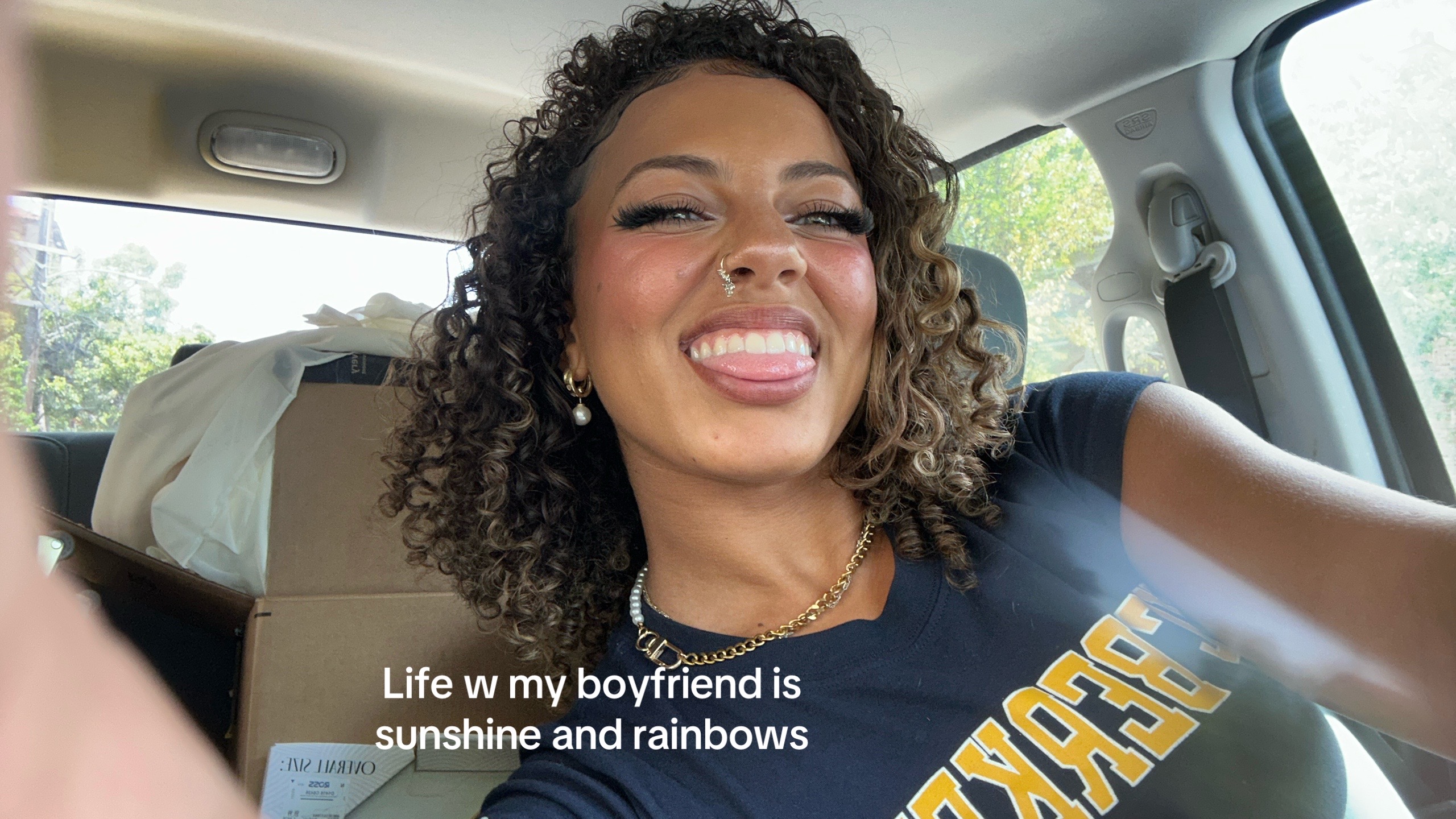 @thatholleygirl