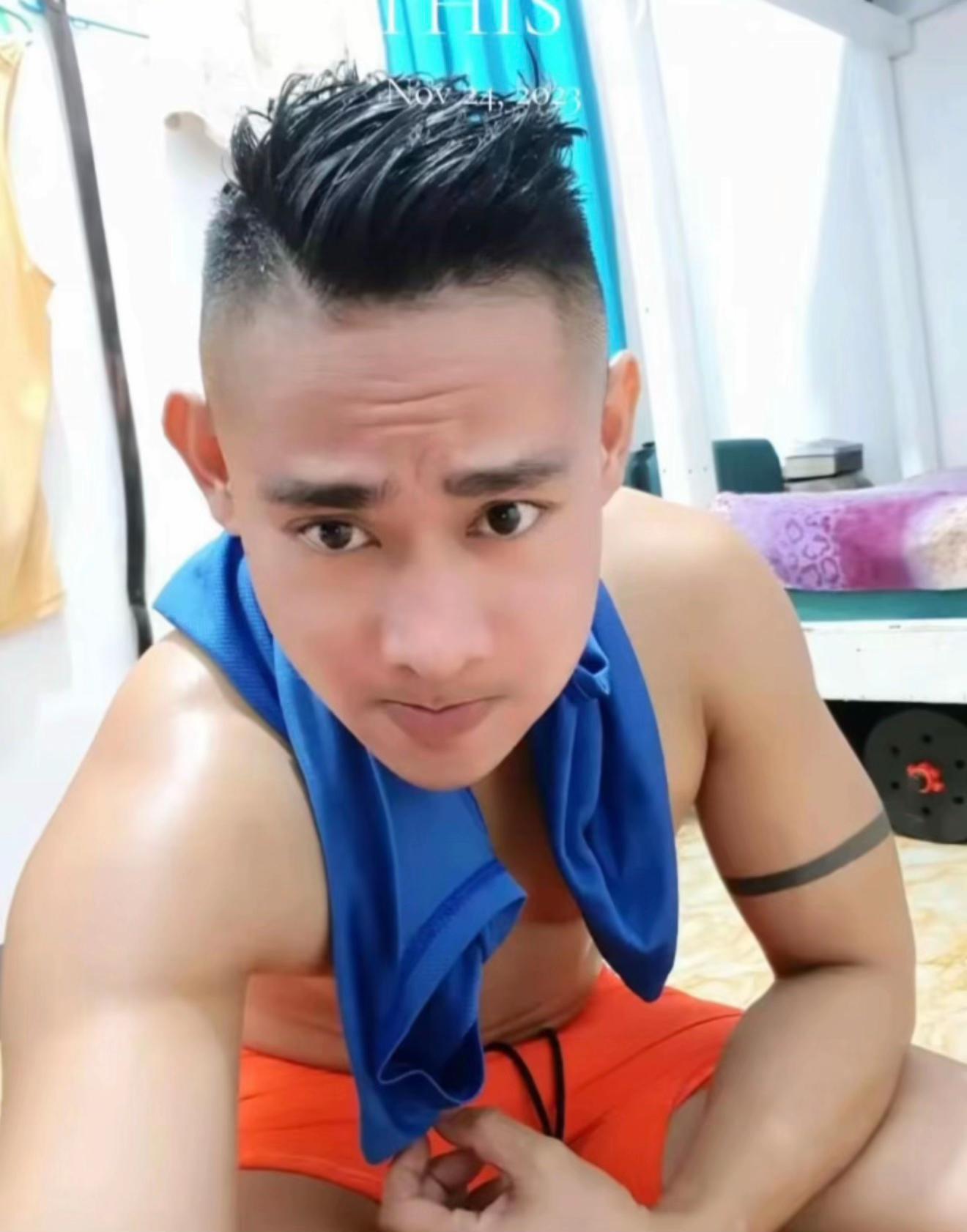 @KaMino Ybanez Reyes
