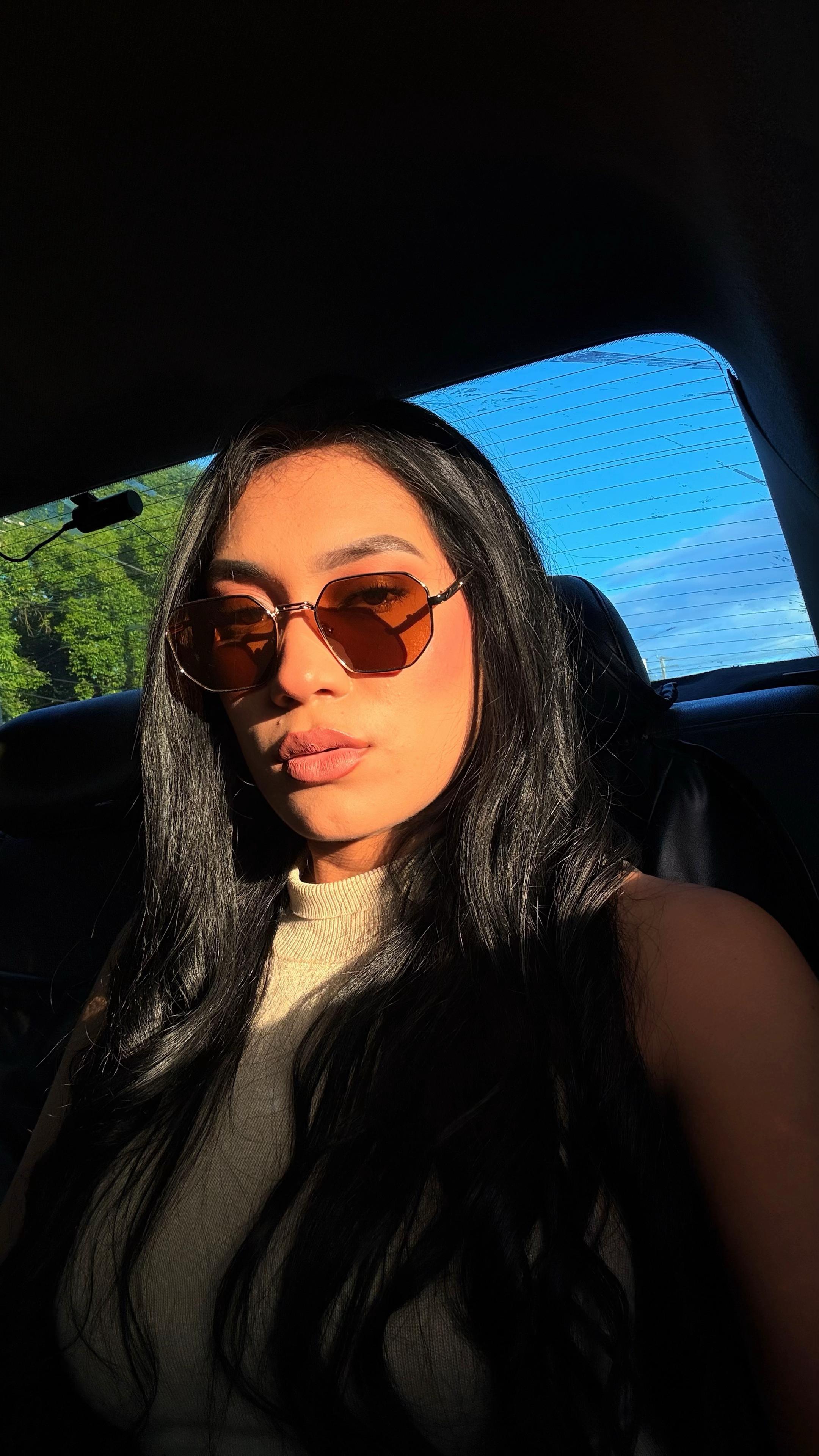 @🦖