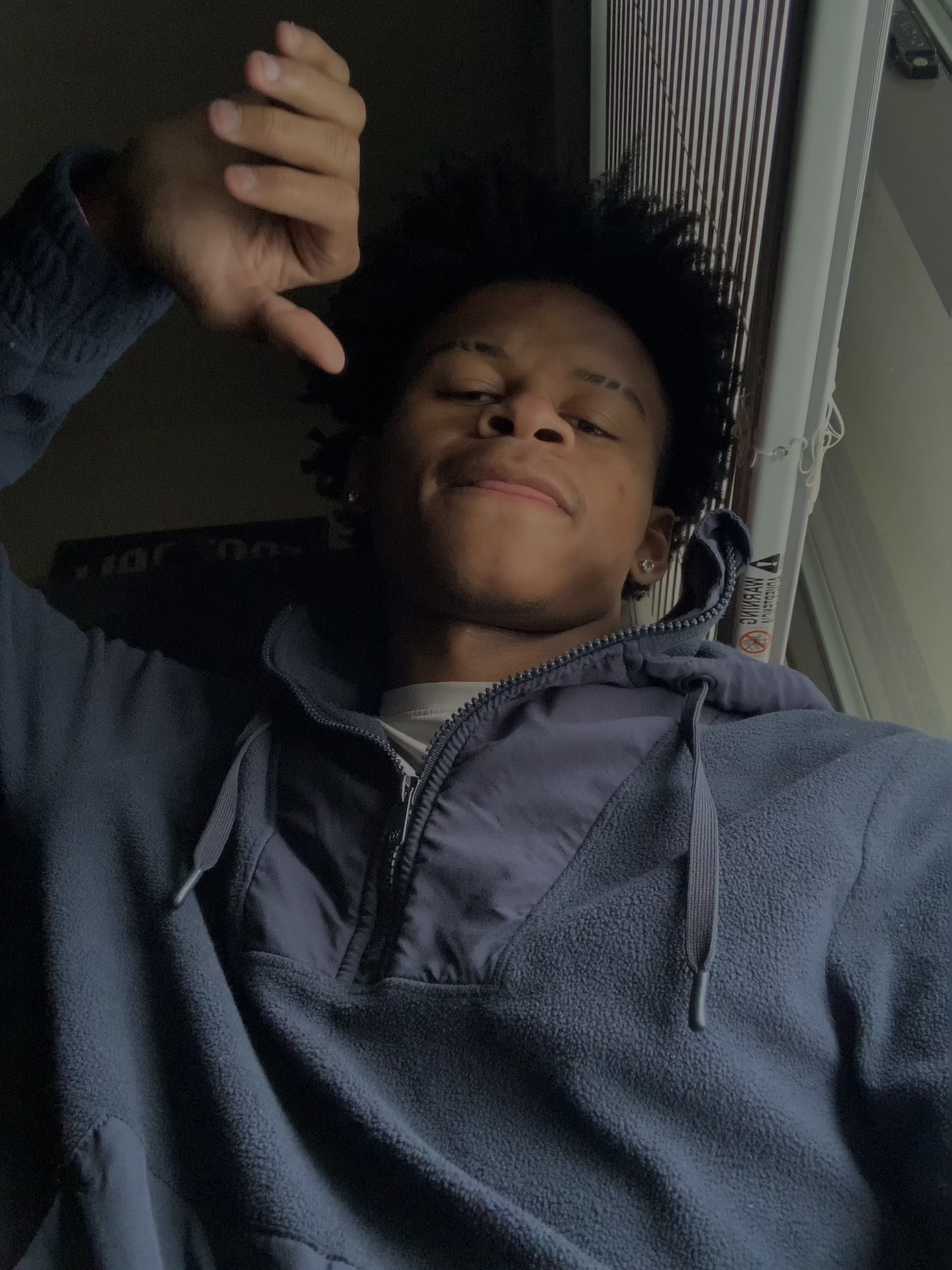 @ay2