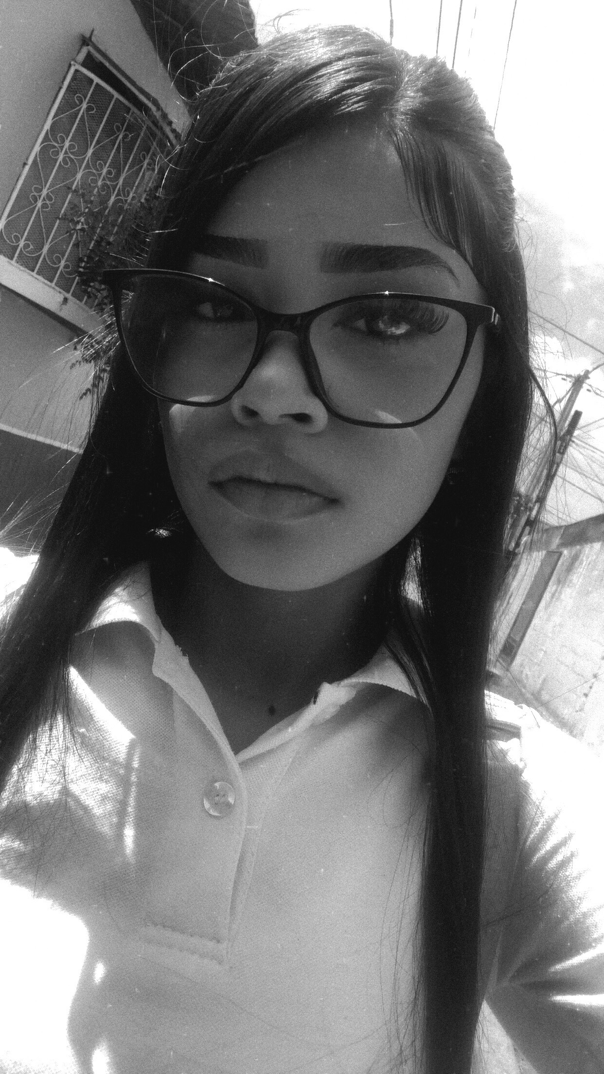 @𝒥.