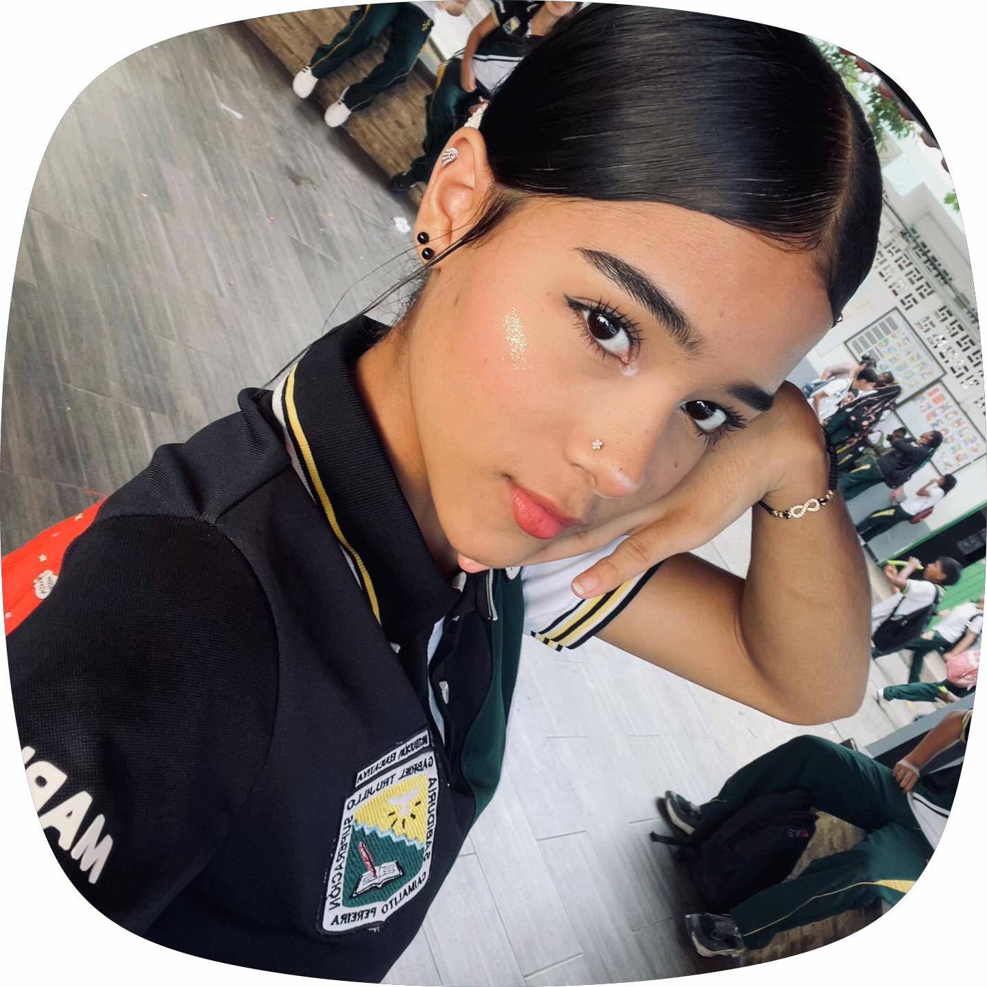 @𝐋’🌸•