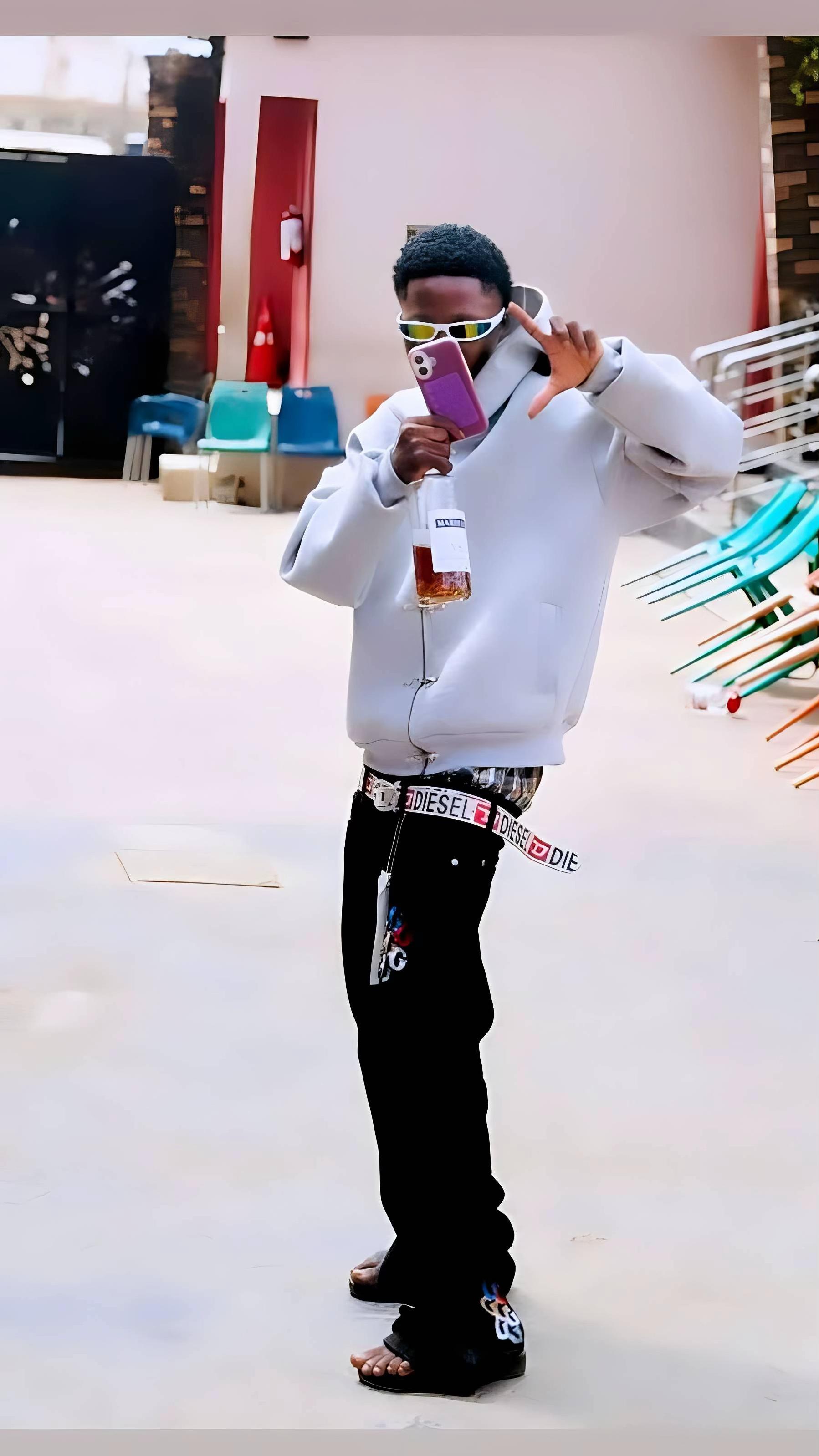 @Star ⭐️ Boy 🥳