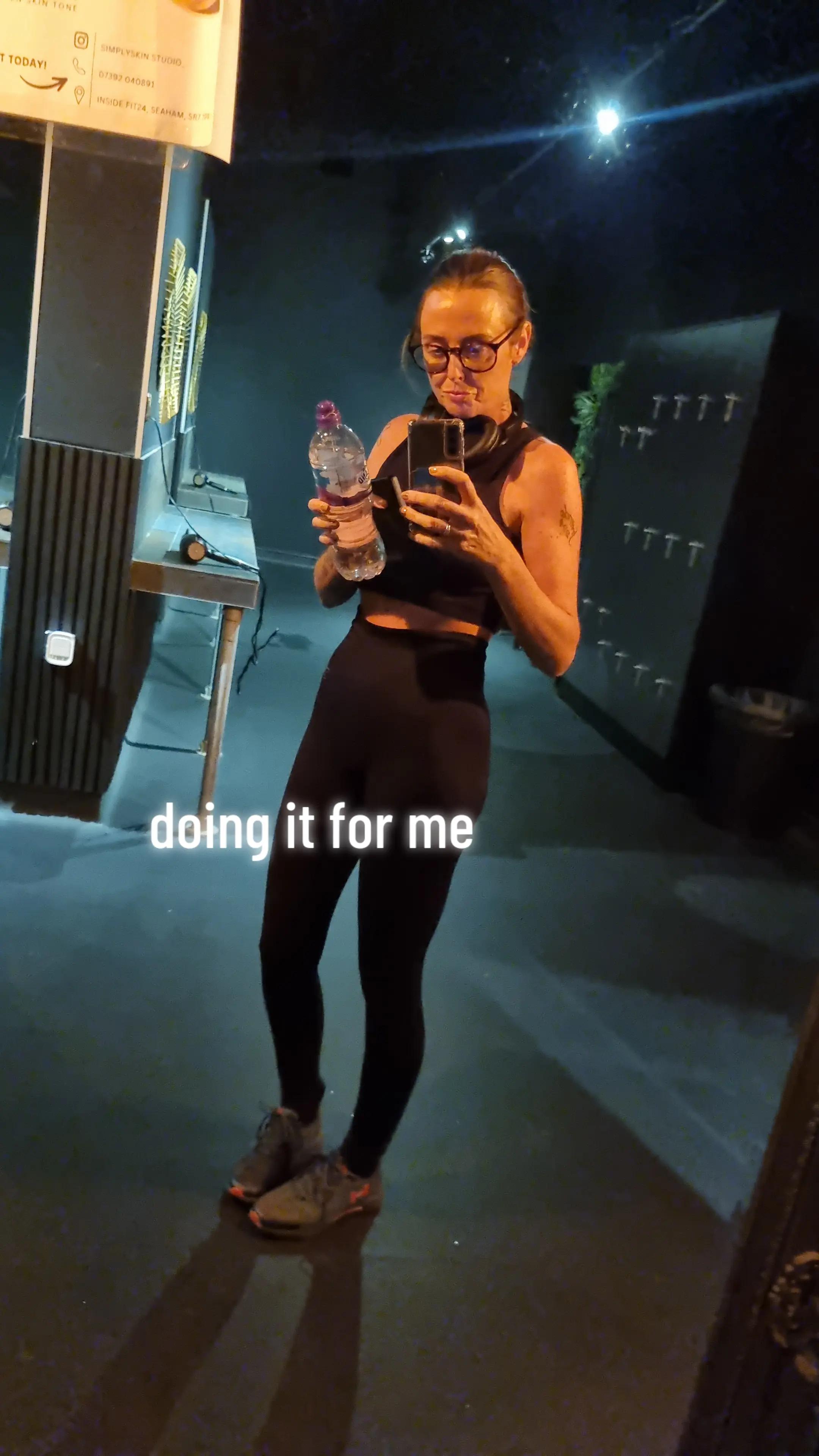 @𝓛𝓪𝓾𝓻𝓪