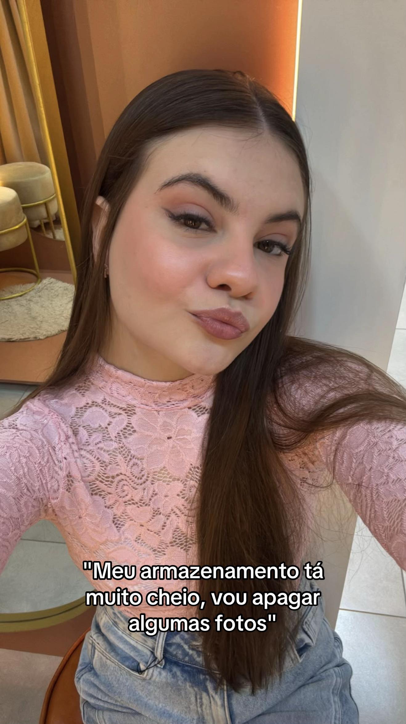 @Vitória Stipp