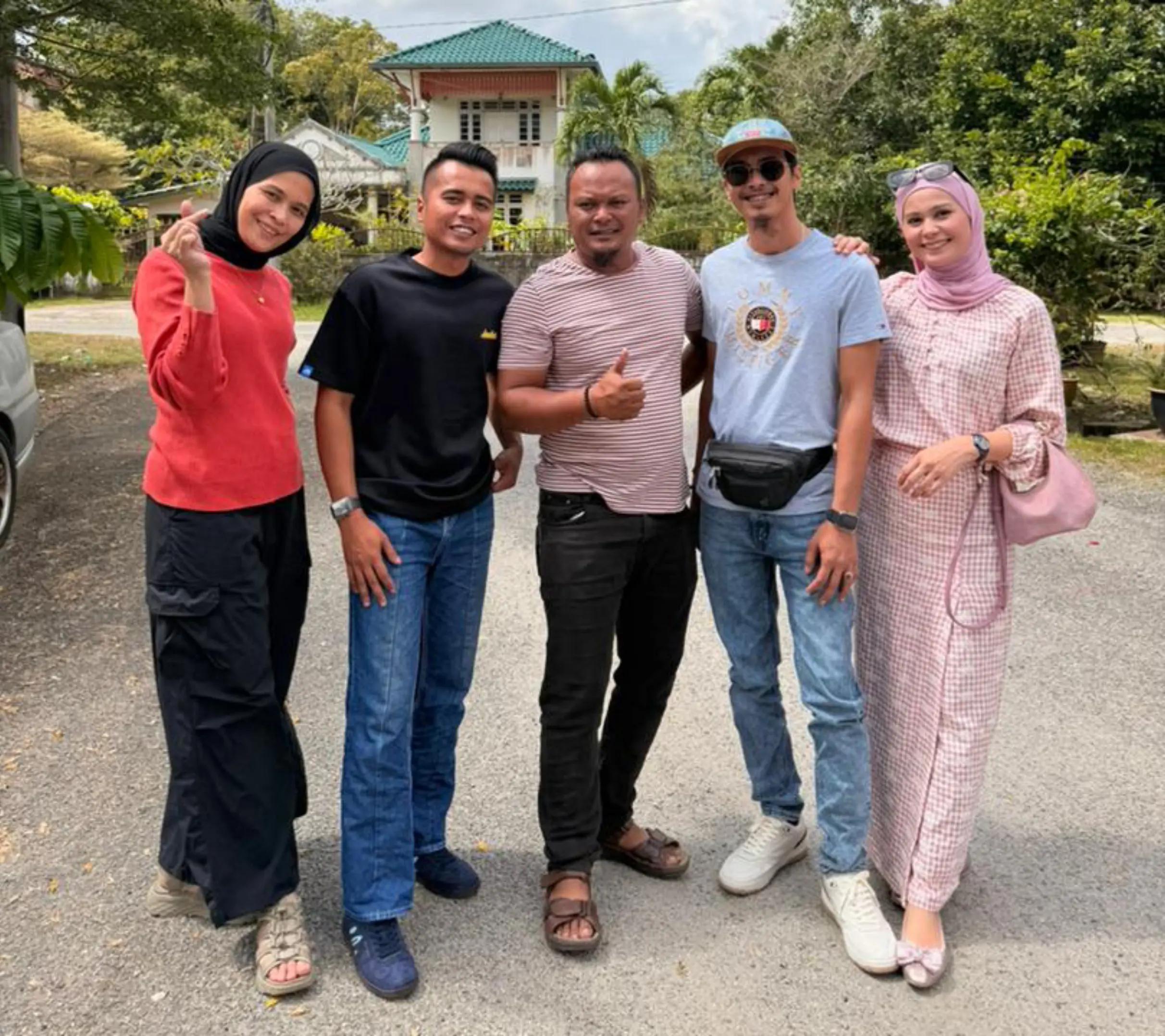 @Cik Roses 🌹