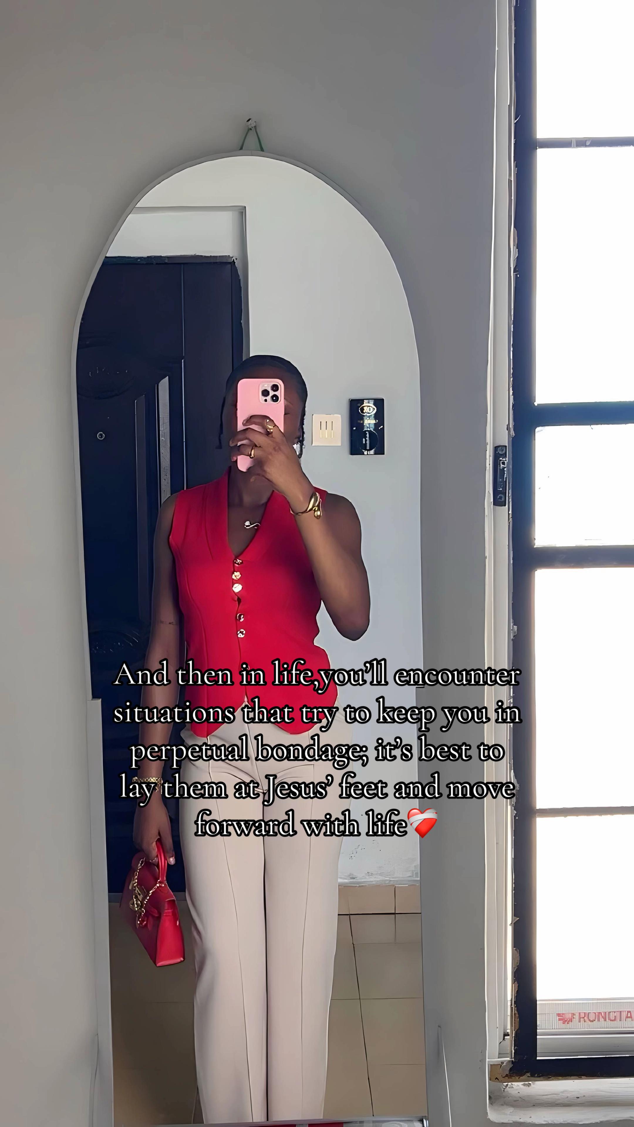 @𝒯𝒶𝓃𝑔𝒾𝓇𝓁💋🥂