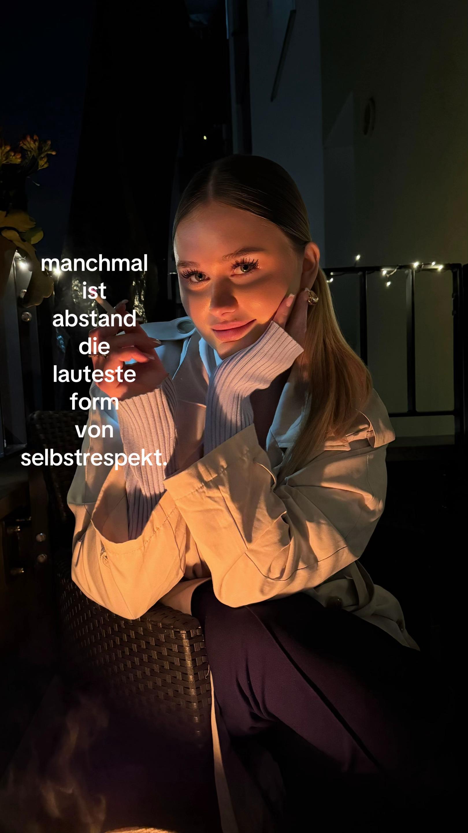 @𝒮𝑜𝓅𝒽𝒾𝒶