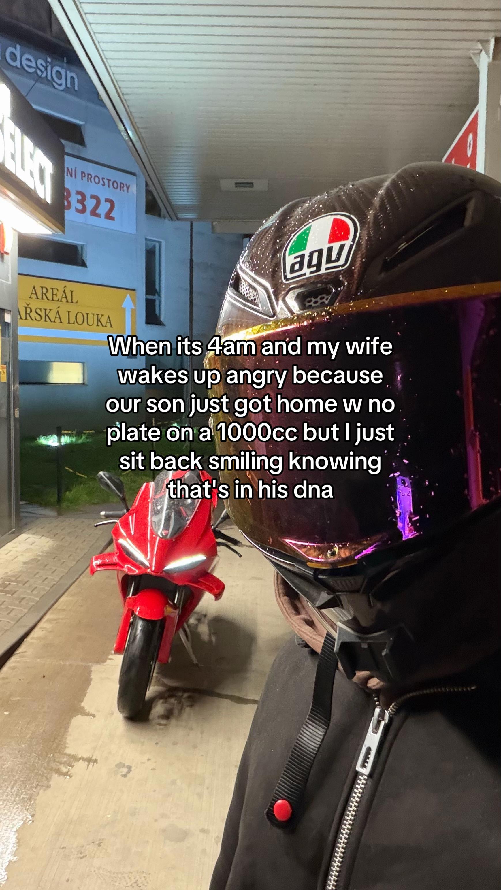 @v4.mxx