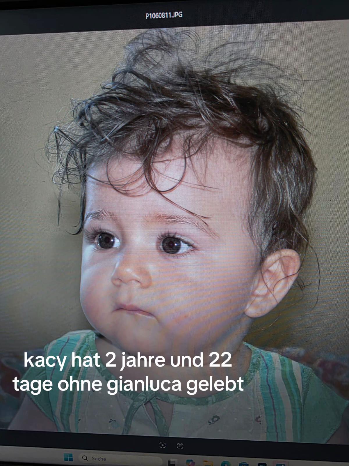 @<3