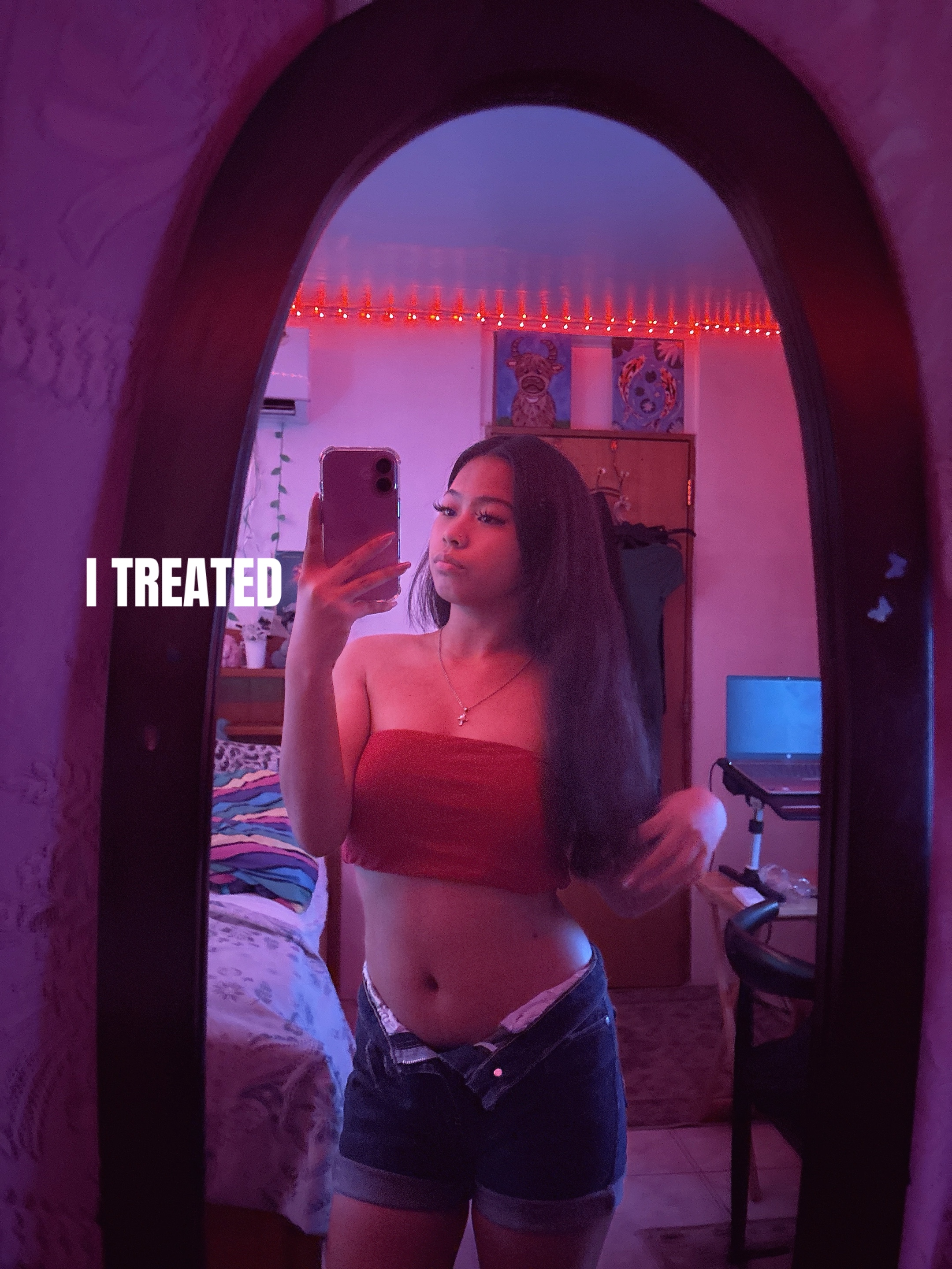 @𝒱