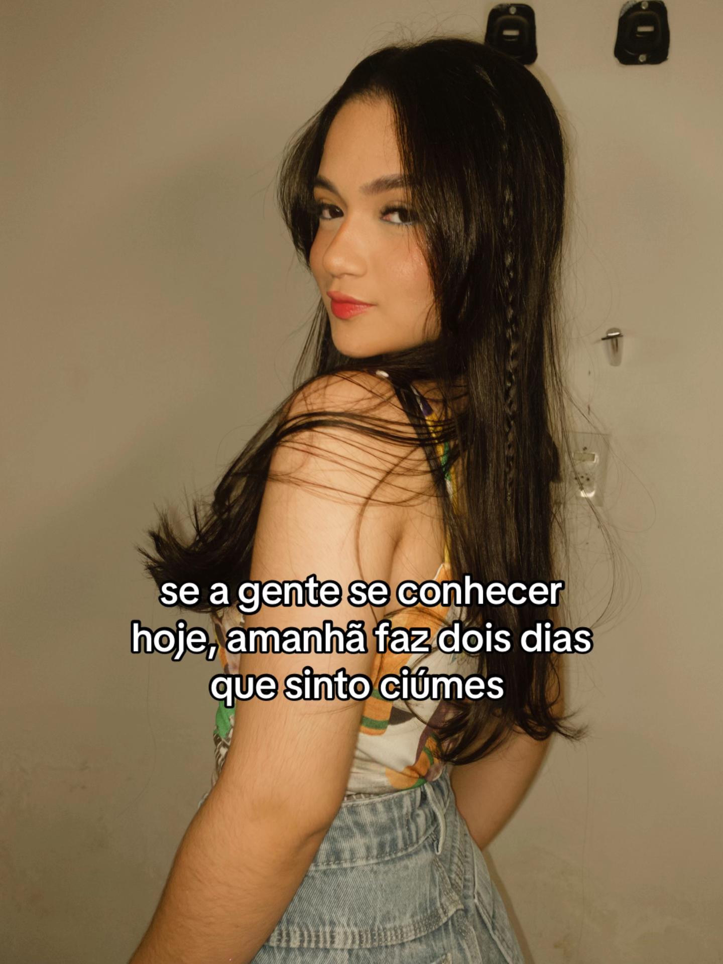 @vitoriaaflorenc._