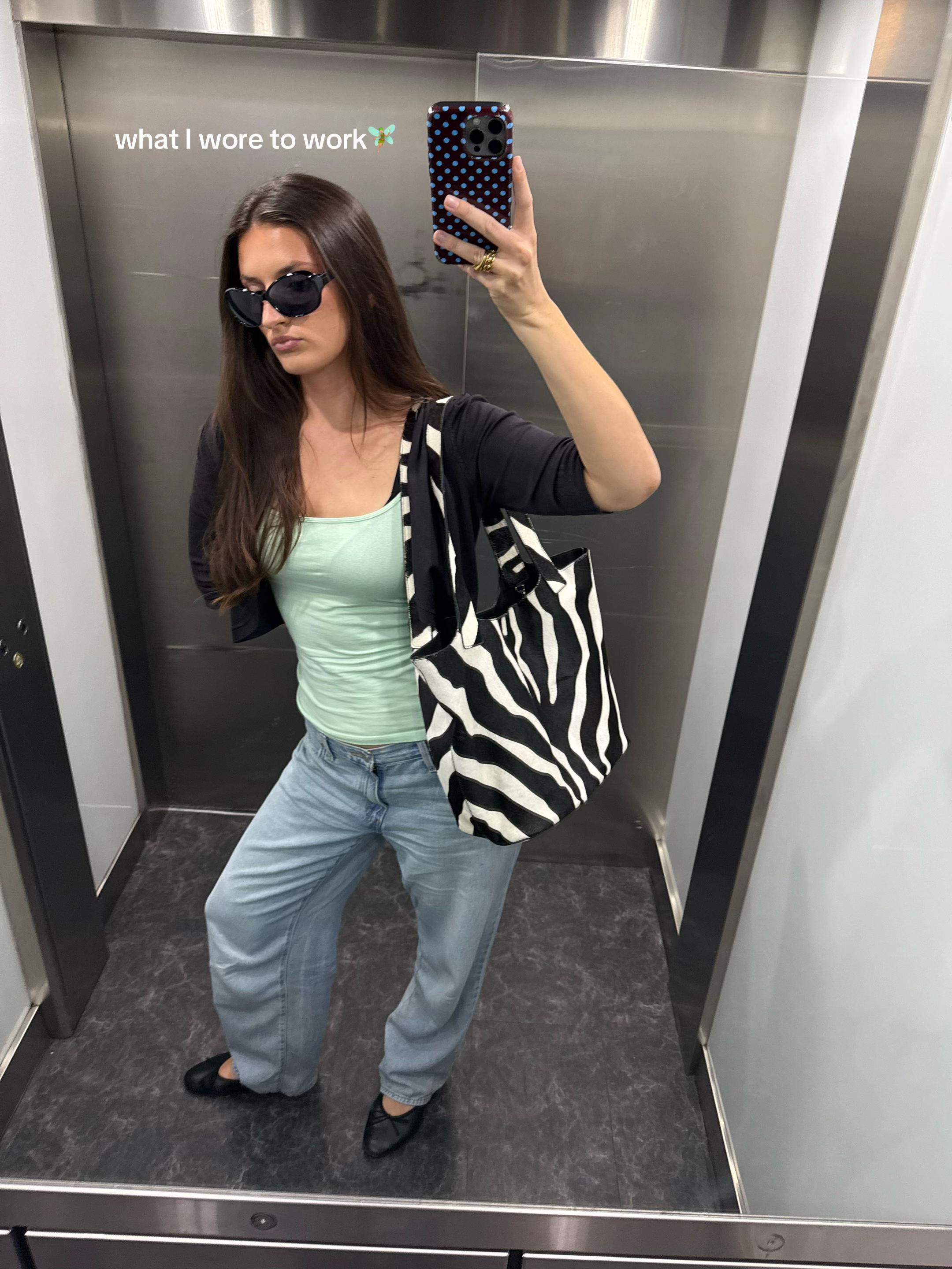 @larakateb