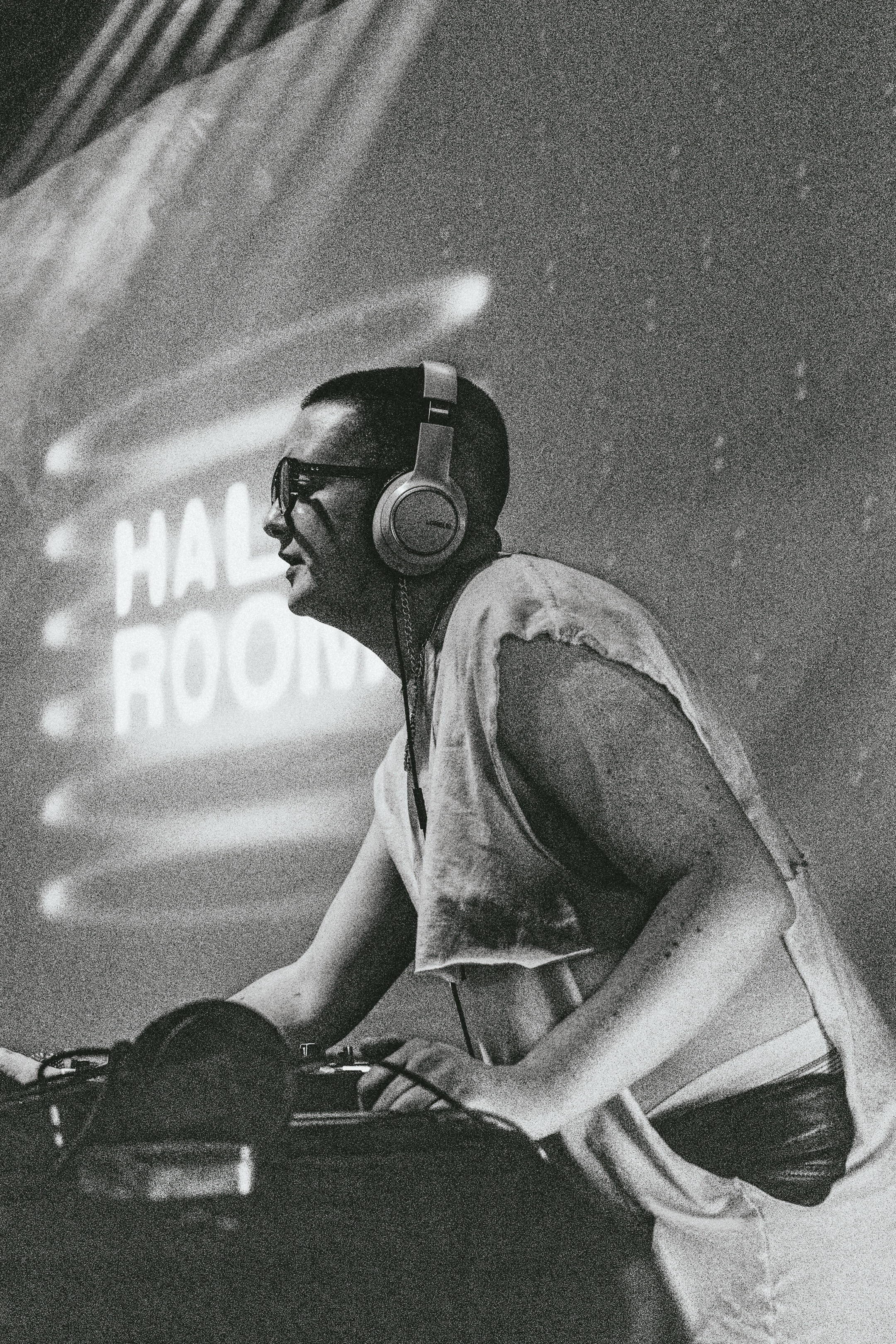 @Haloroom.slc