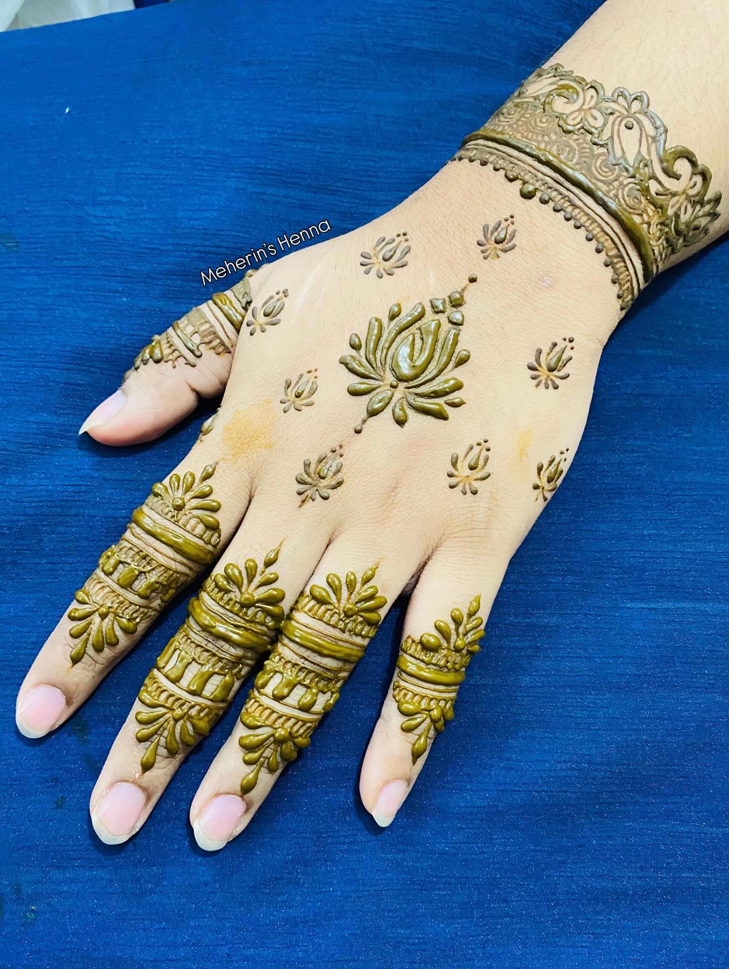 @Meherin's Henna