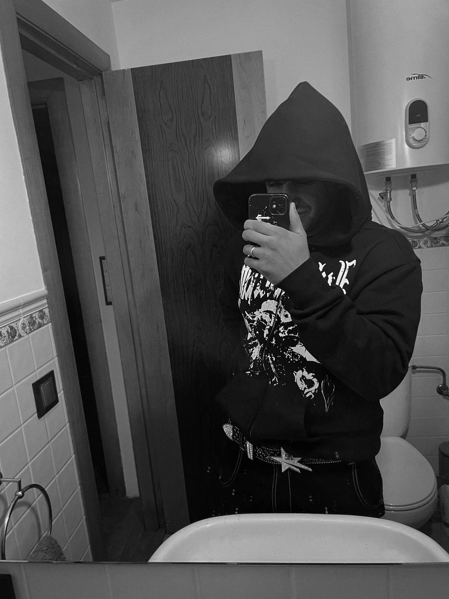 @𝑁𝑜𝑒𝑙 𝑇𝑜𝑚𝑎𝑠