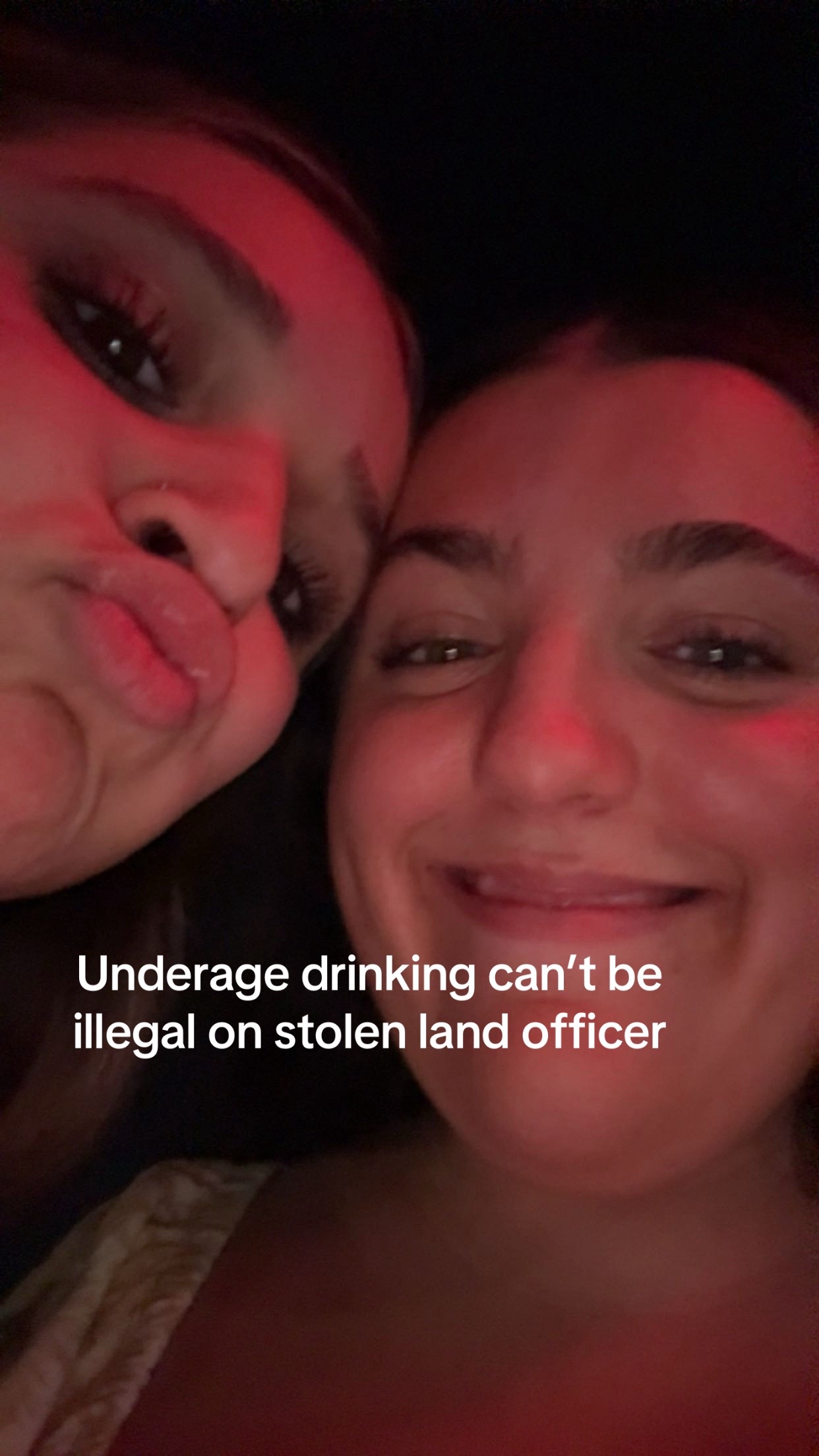 @bella