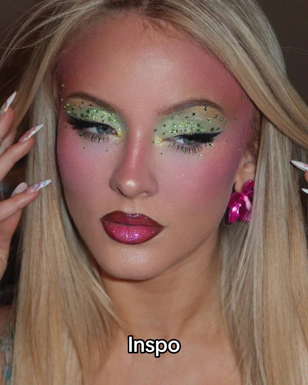 @Kiki