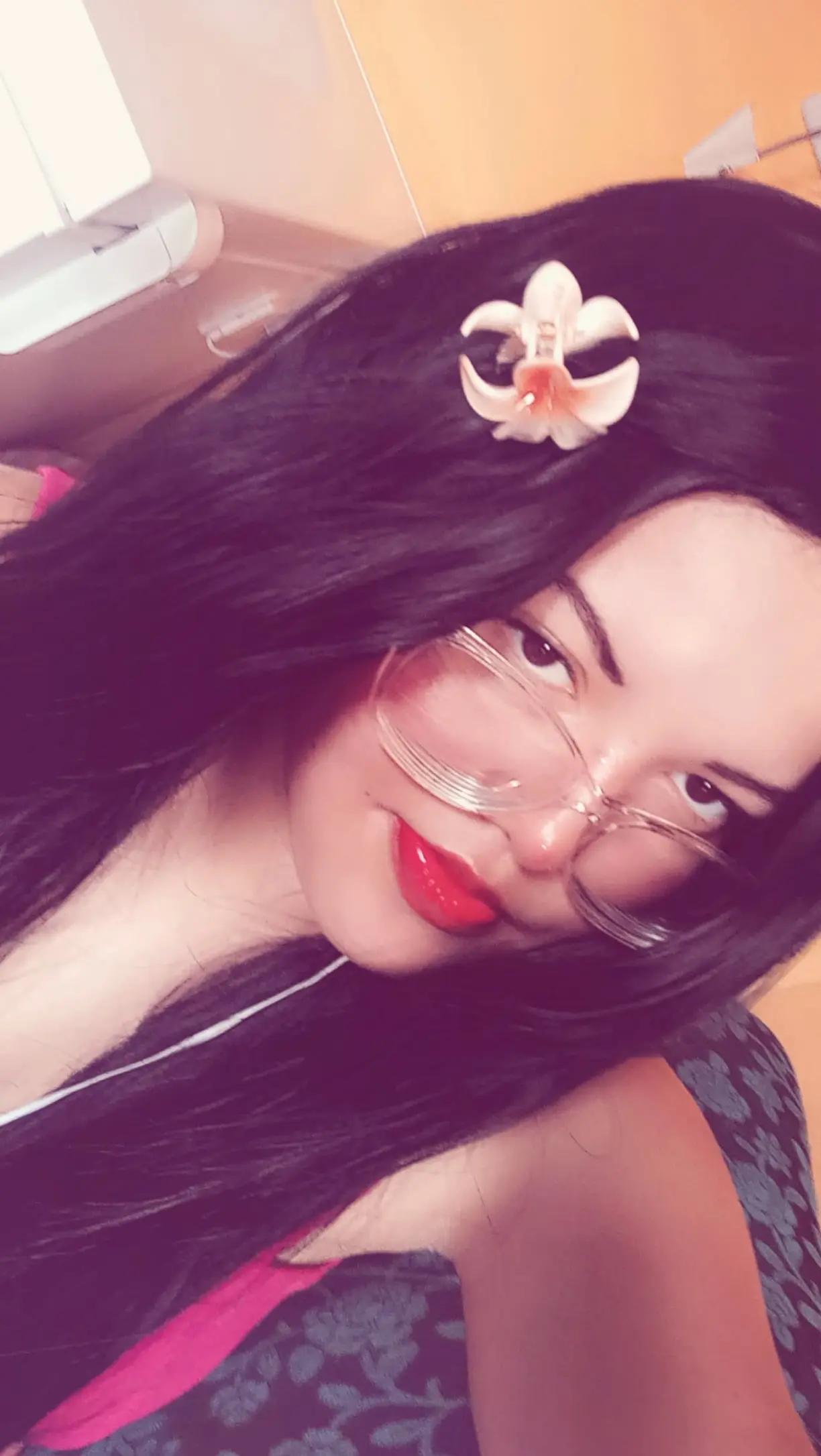 @Emilly Maria