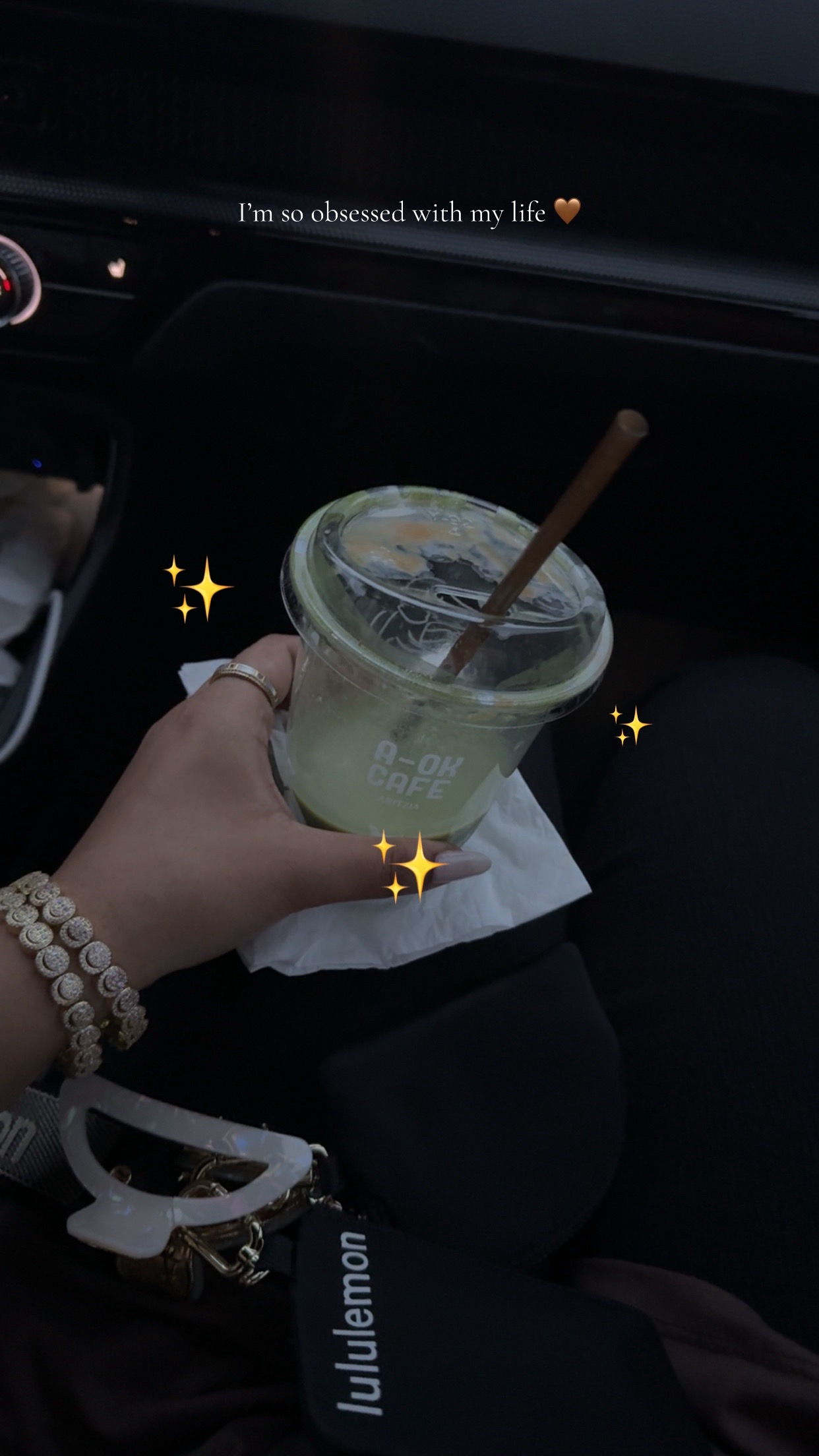 @Afria ๐ค