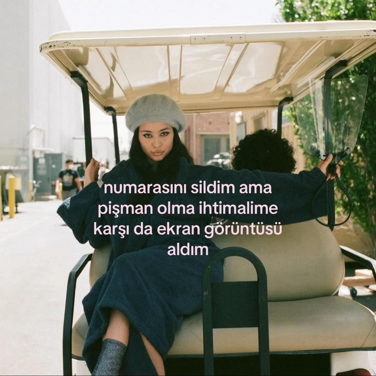 @ᥫ᭡🧘🏻♀️