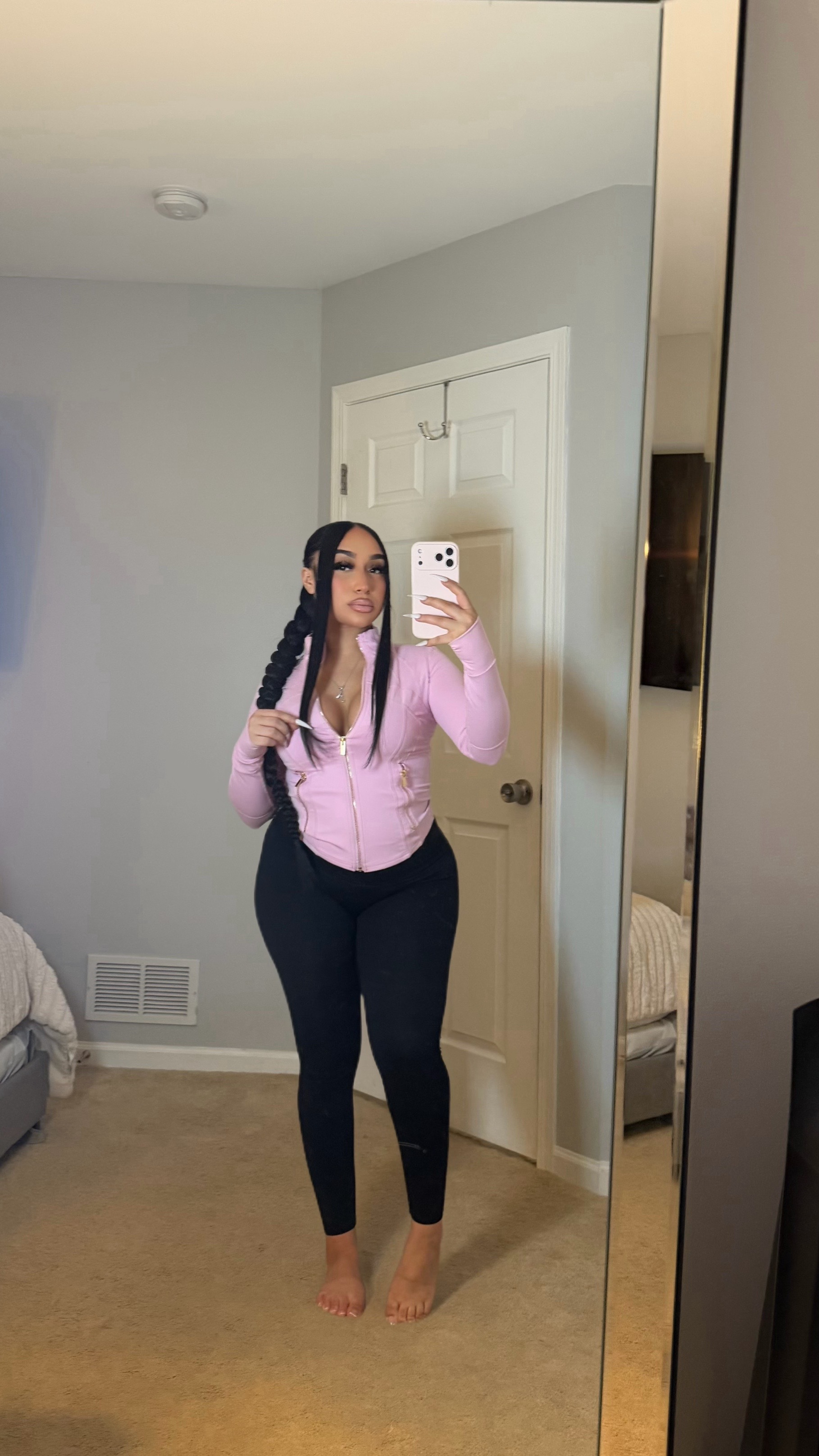 @nissiswrld