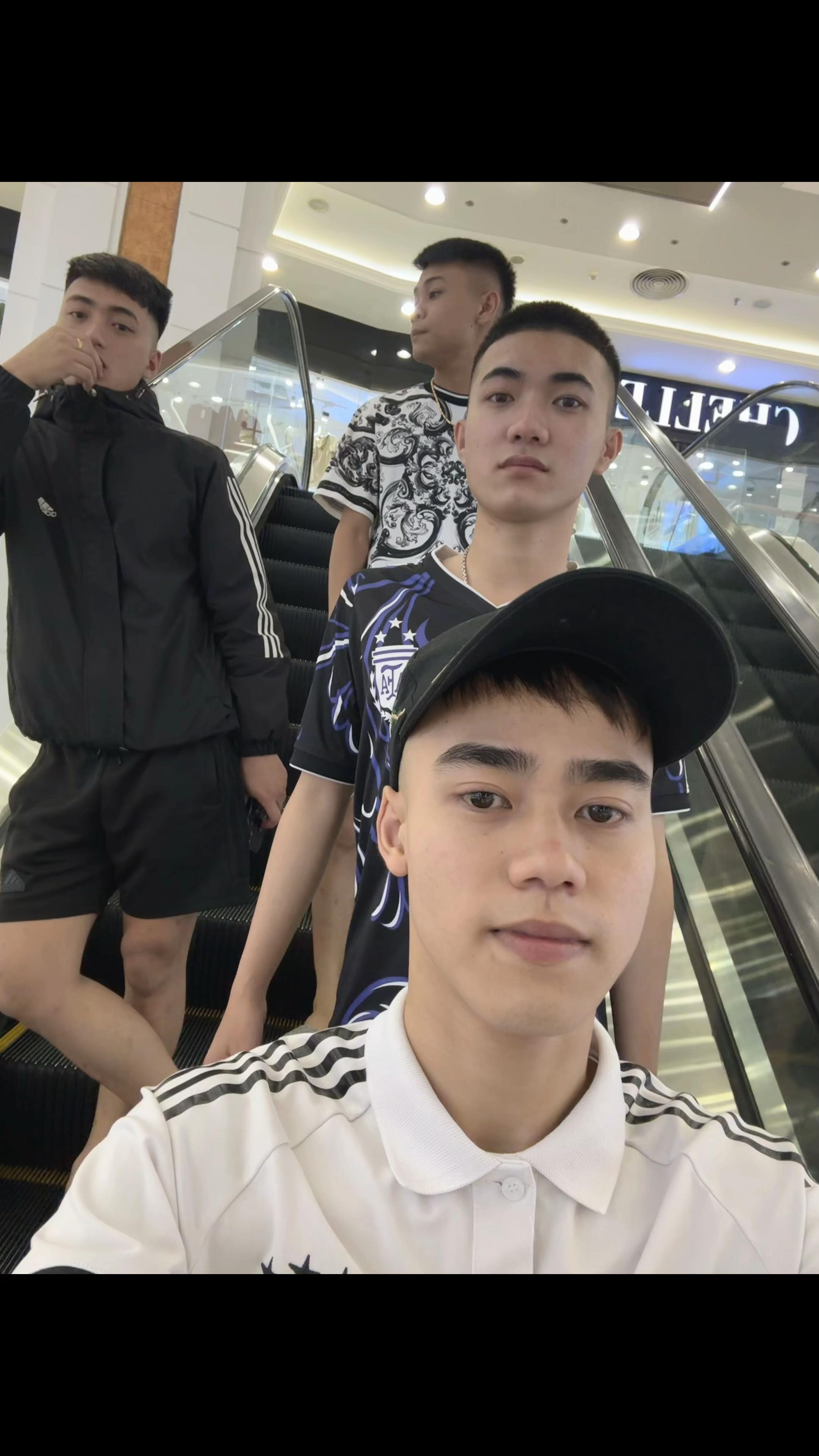 @Ho&agrave;ng Tuấn Ph&aacute;t