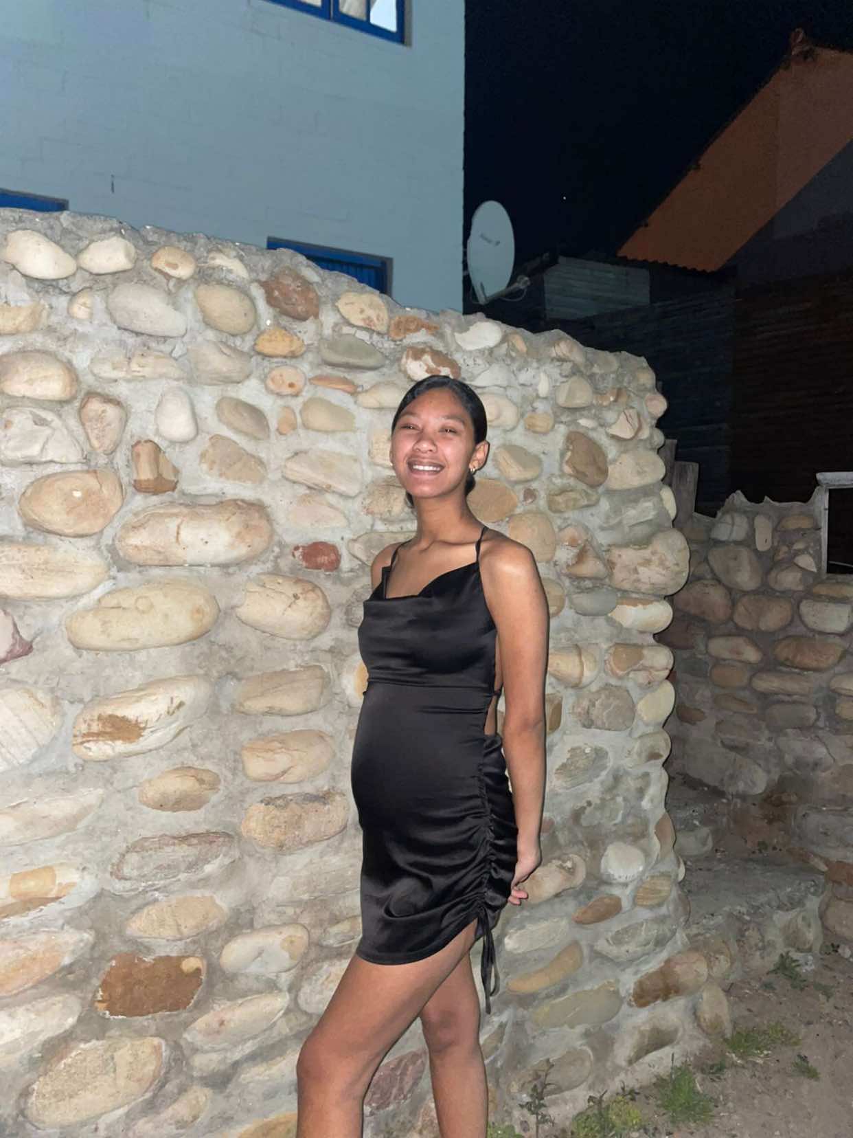 @NEESHA💙🦋