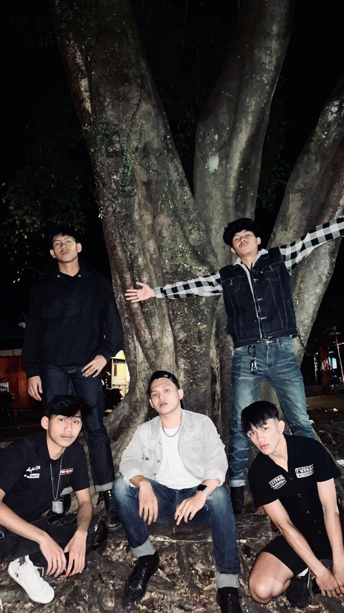 @𝐁𝐫𝐢𝐲𝐨𝐧-